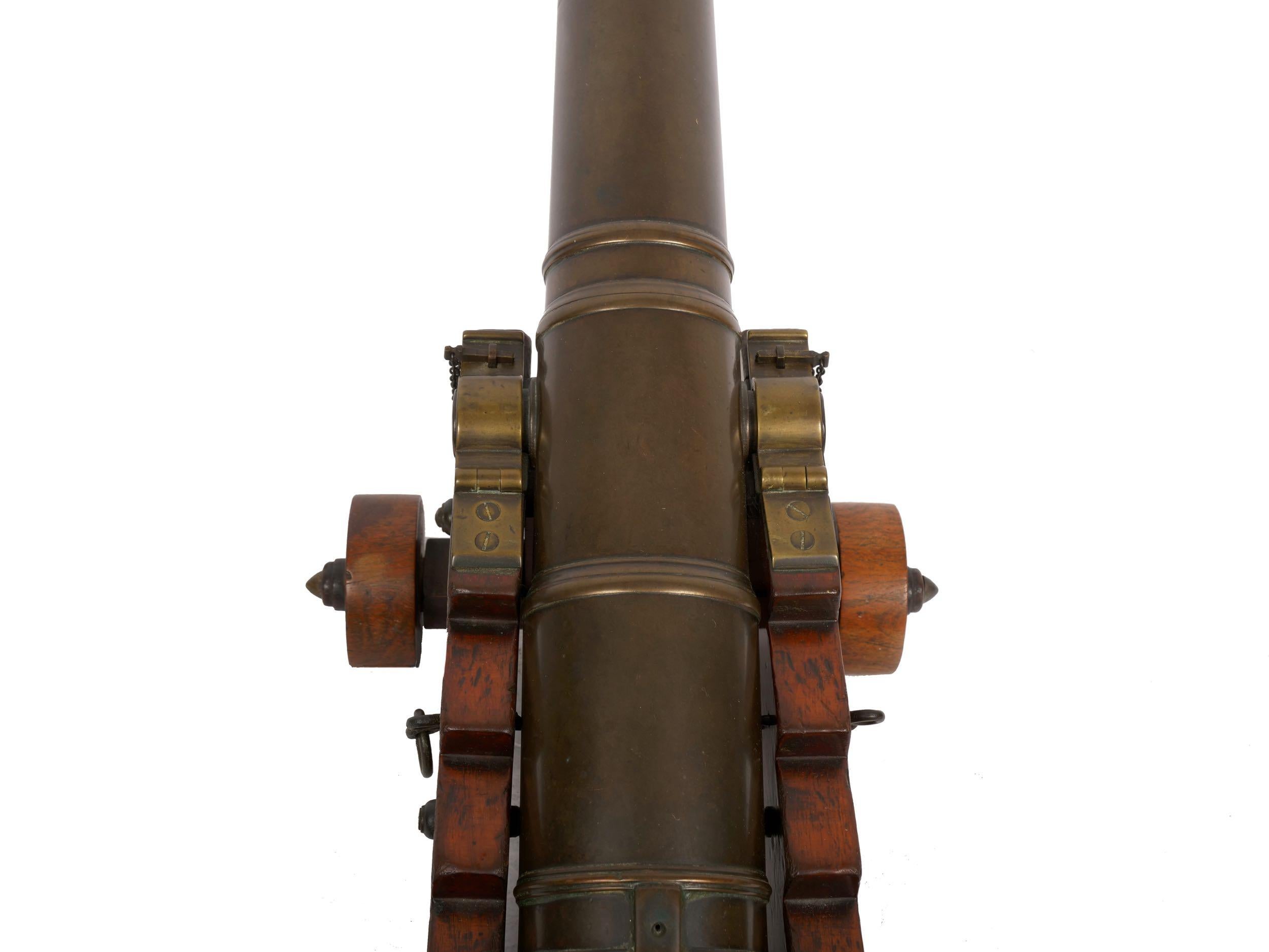 Rare George III Brass and Mahogany English Antique Signal Cannon, 19th Century 8