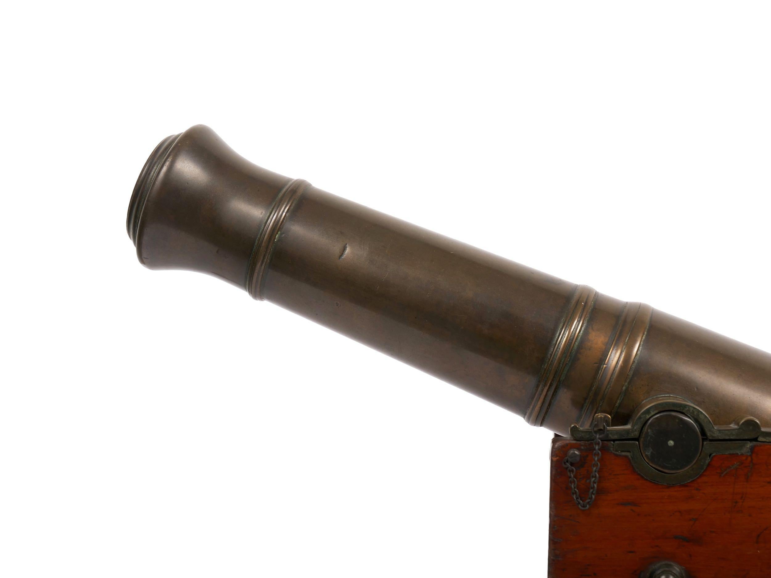Rare George III Brass and Mahogany English Antique Signal Cannon, 19th Century 11