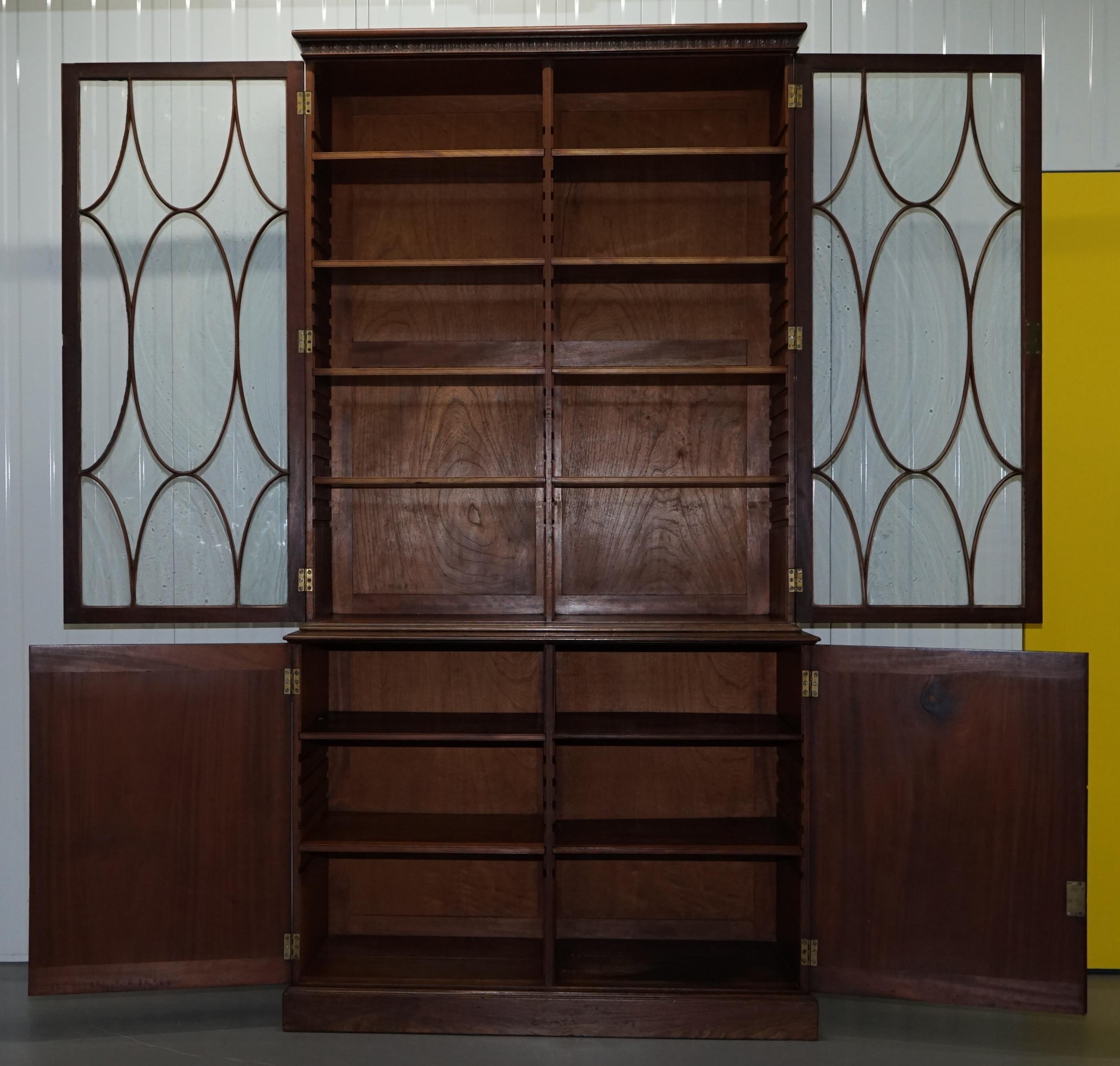 Rare George III circa 1800 Hardwood Library Bookcase with Round Astral Glazing 5