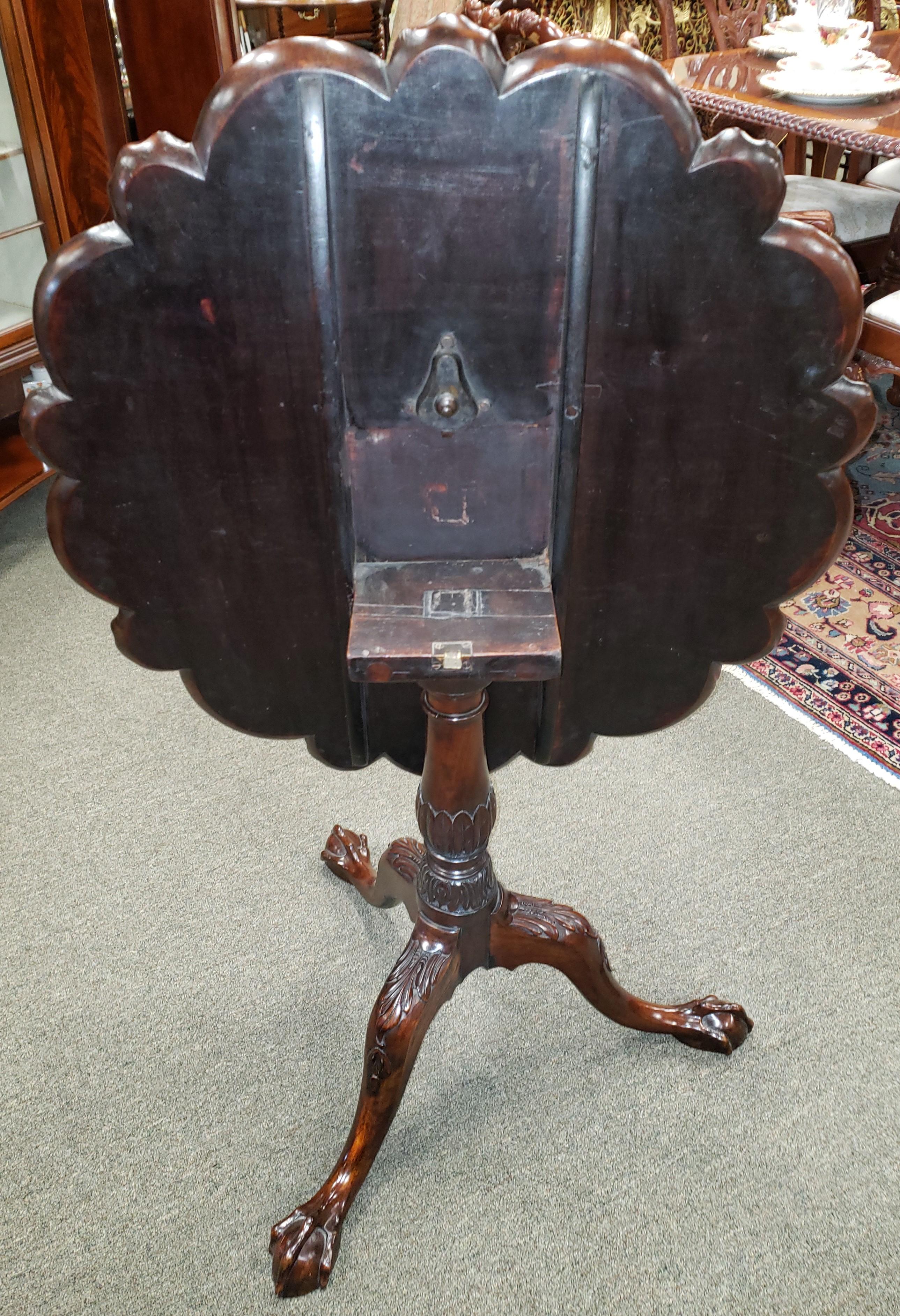 Rare George III English Carved Mahogany Chippendale Style Tilt Top Supper Table 3
