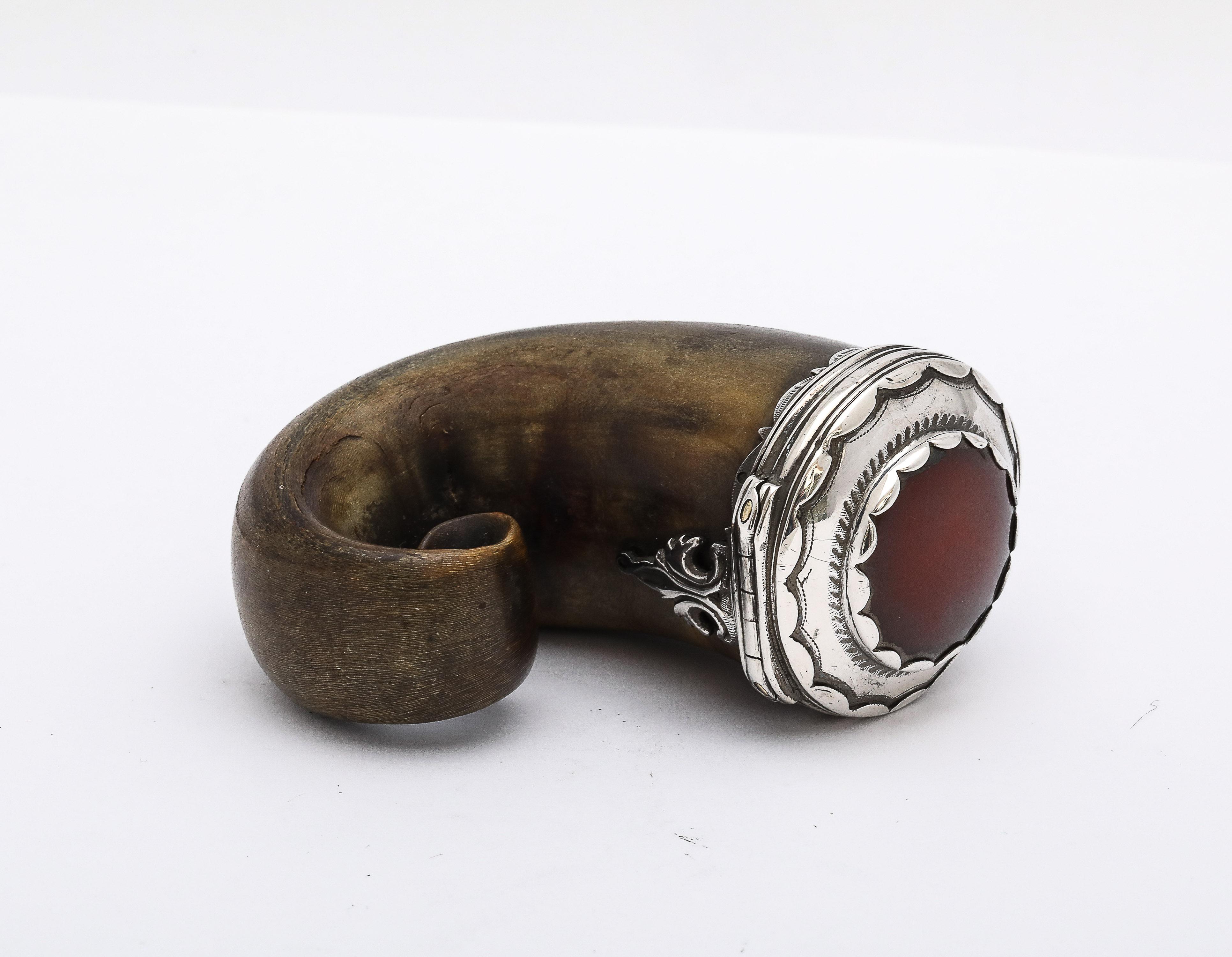 Rare George III Period Sterling Silver-Mounted and Carnelian Scottish Snuff Mull For Sale 3