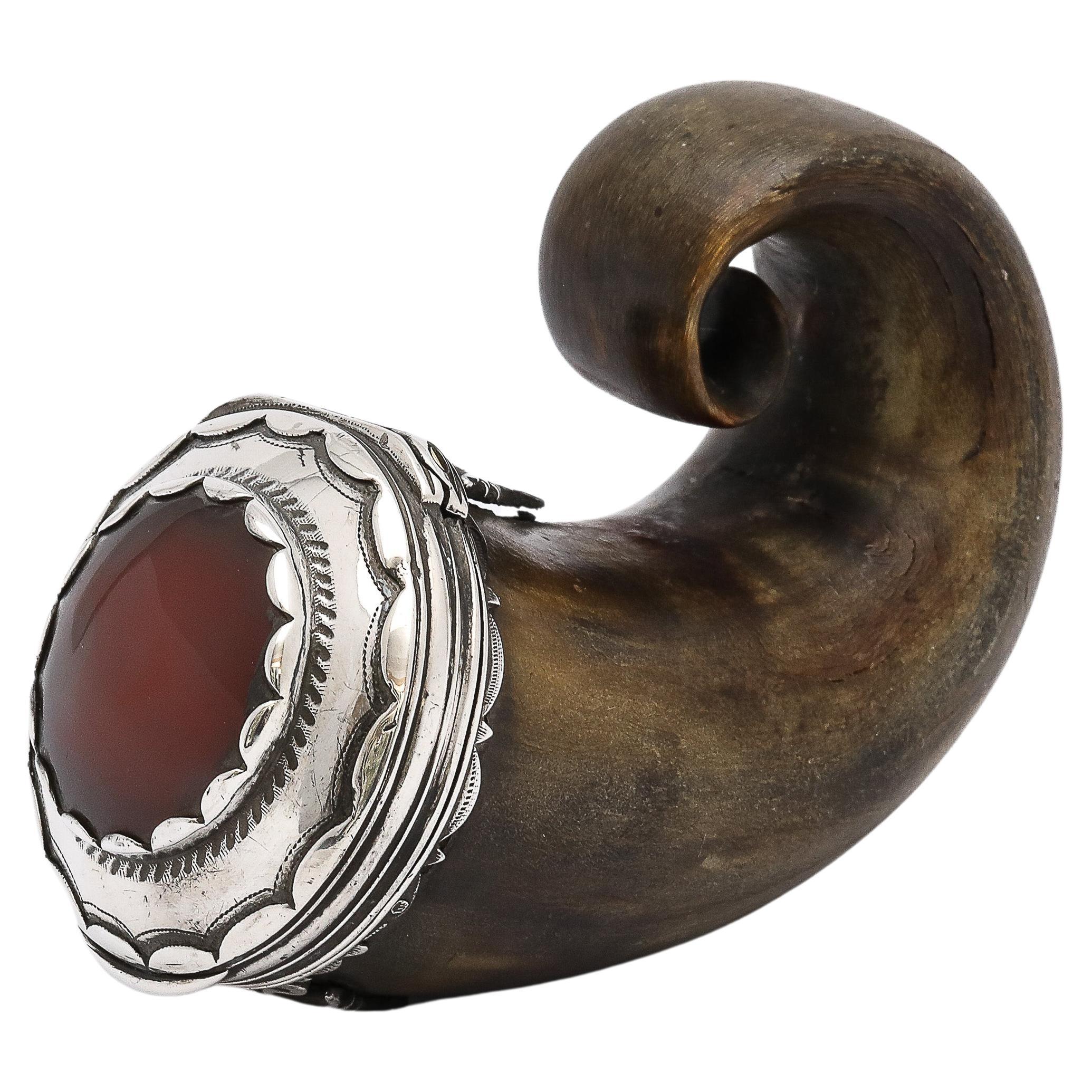 Rare George III Period Sterling Silver-Mounted and Carnelian Scottish Snuff Mull For Sale