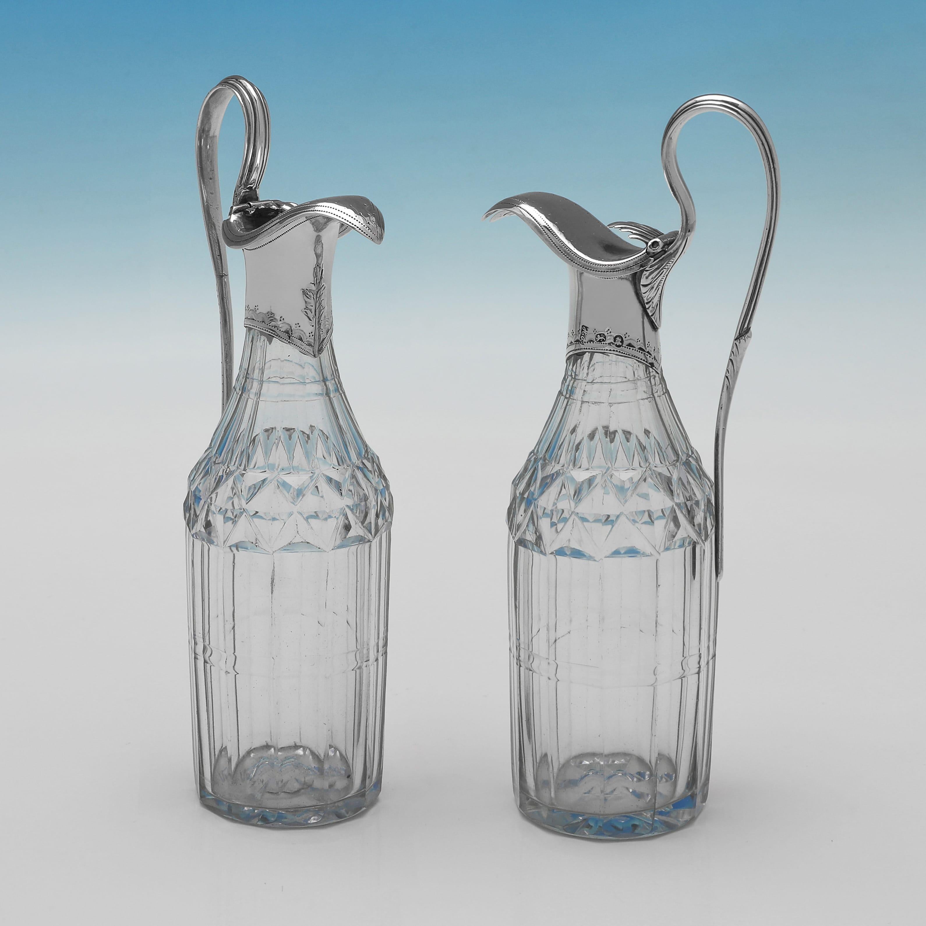 Seltene George III Sterling Silber & Glas Cruet Set von Hester Bateman, 1790 (Englisch) im Angebot