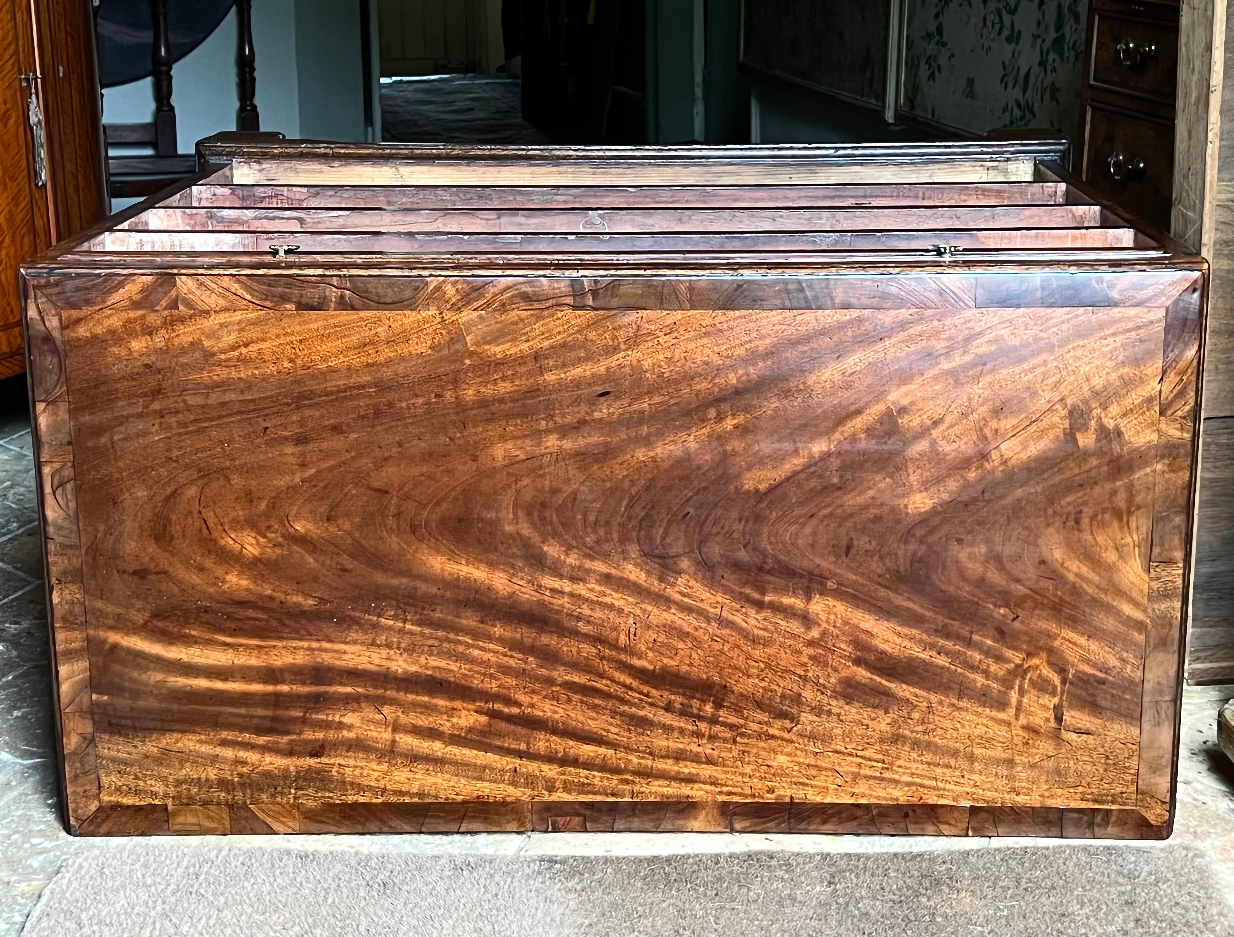 Mid-18th Century Rare George III Walnut and Mahogany Caddy-Top Bachelor’s Chest For Sale