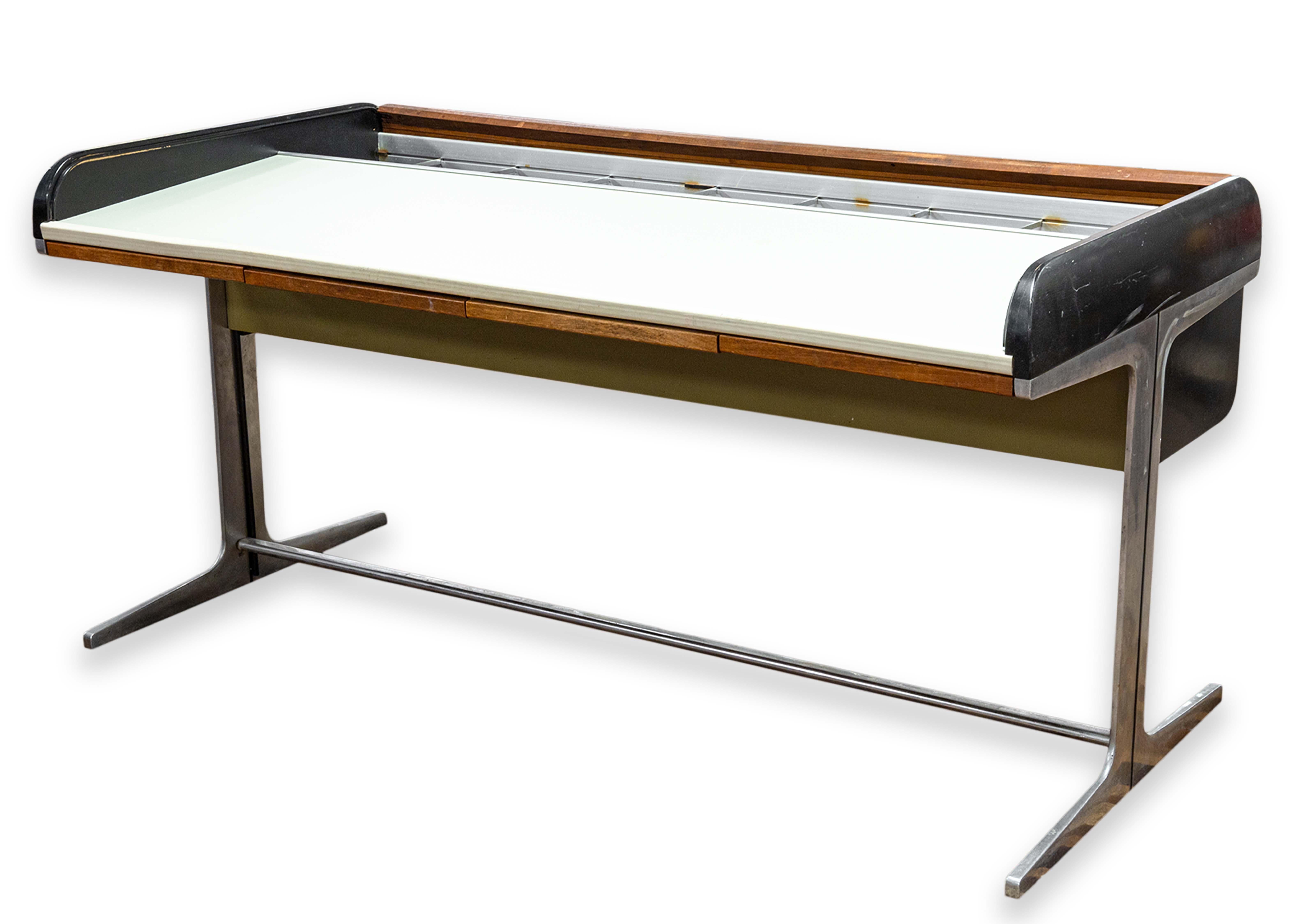 American Rare George Nelson & Associates for Herman Miller Action Office Roll Top Desk