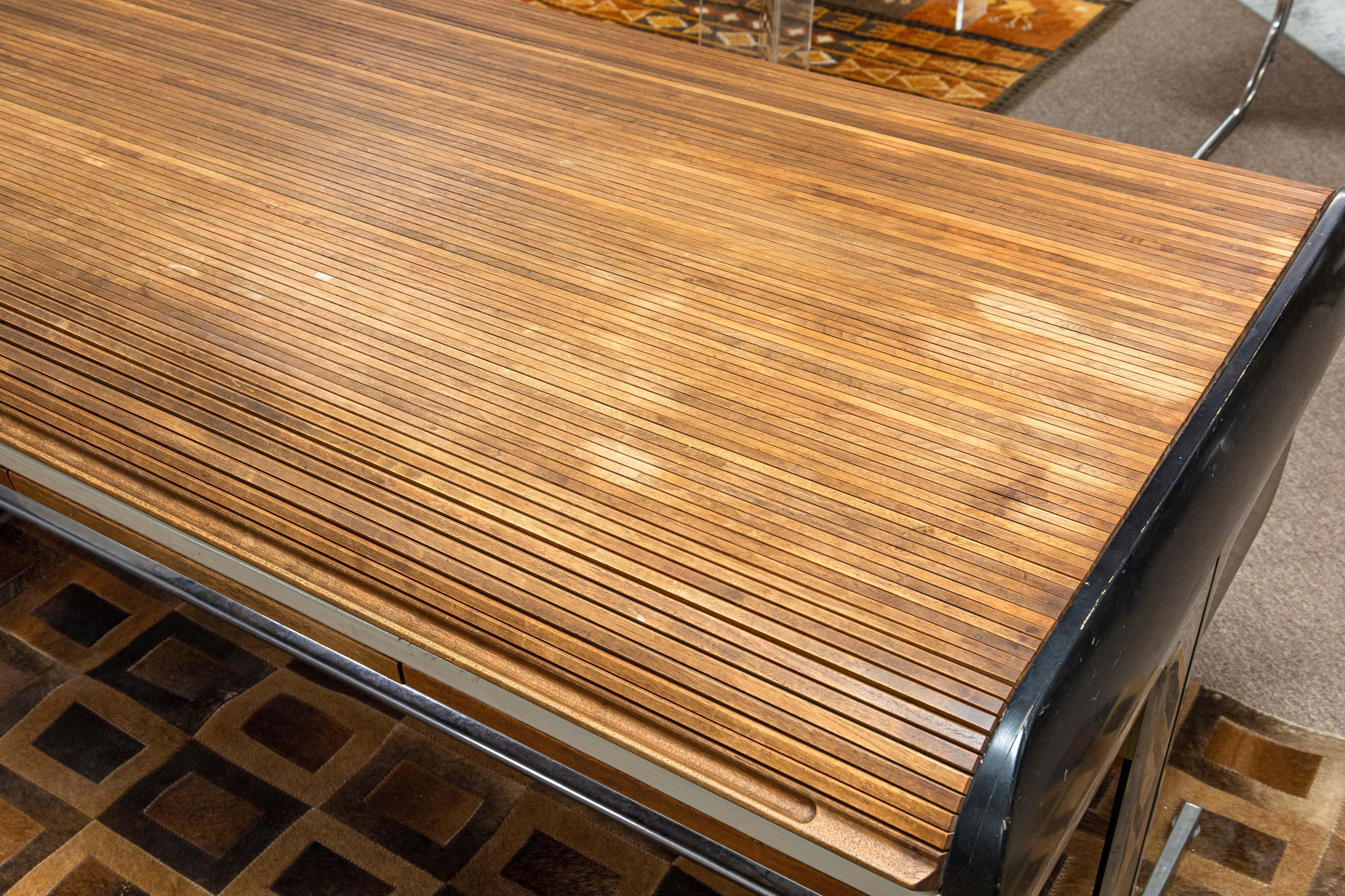 Rare George Nelson & Associates for Herman Miller Action Office Roll Top Desk In Good Condition In Keego Harbor, MI