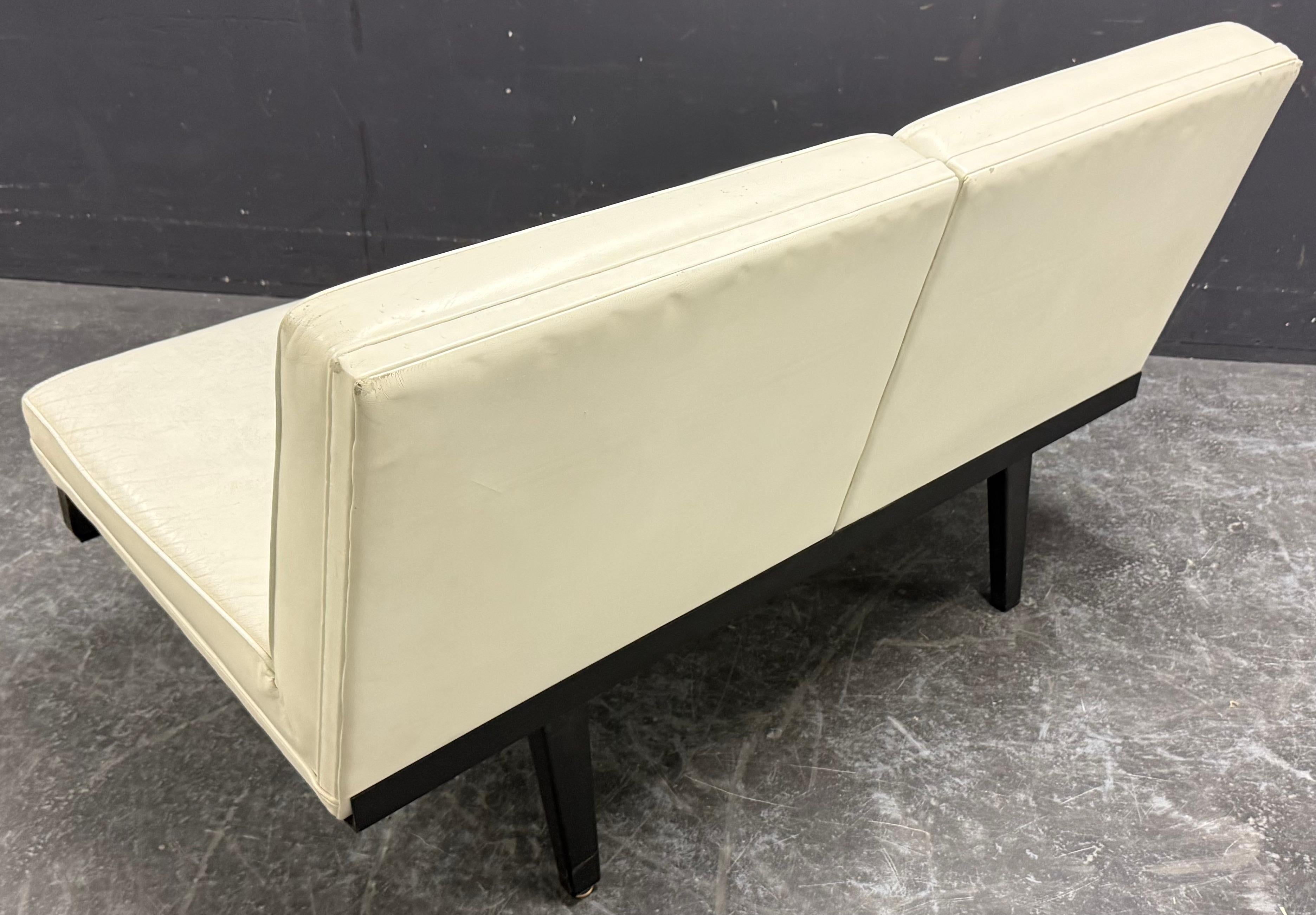 Mid-Century moderno raro divano con struttura in acciaio george nelson in vendita