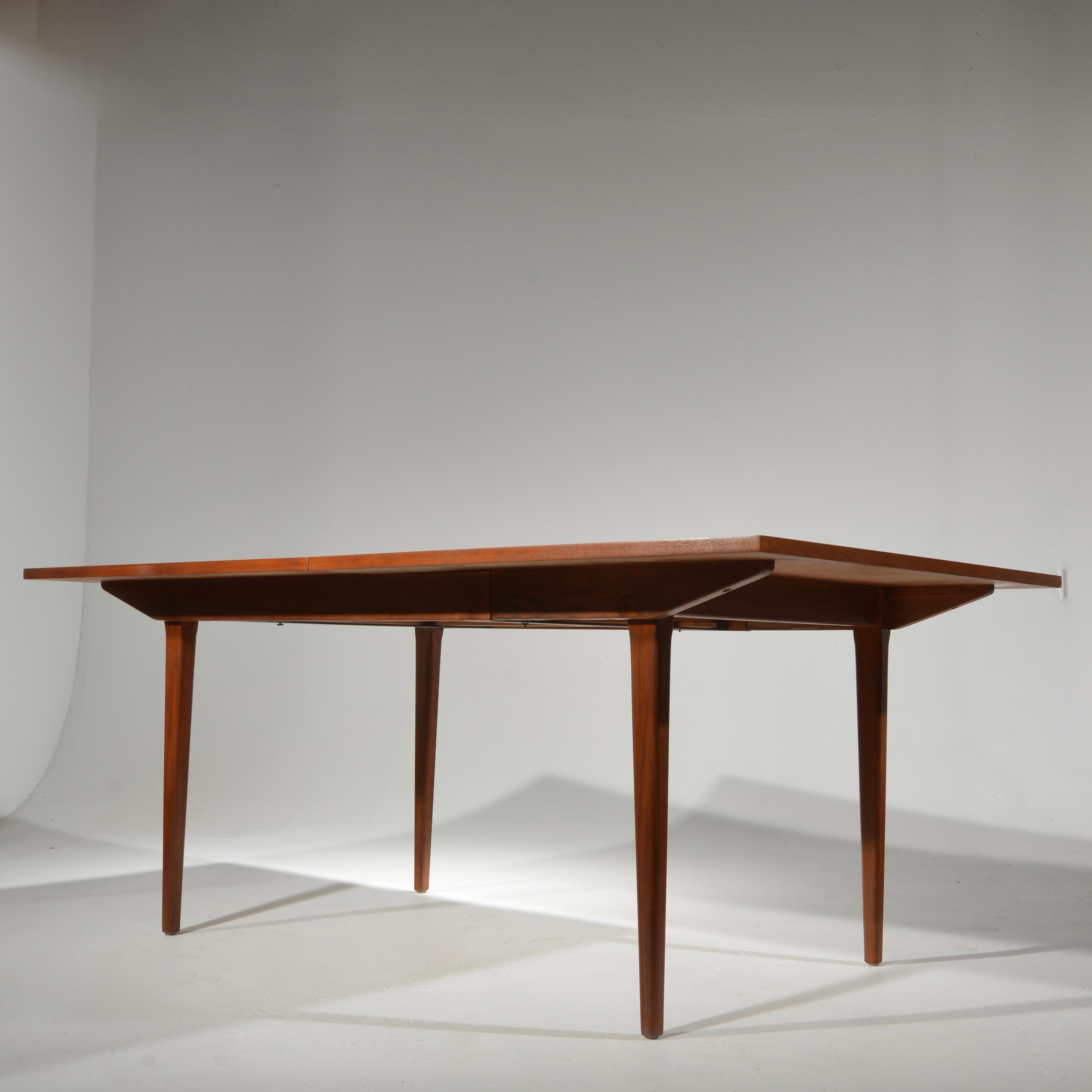 Mid-Century Modern Rare George Nelson Walnut Dining Table