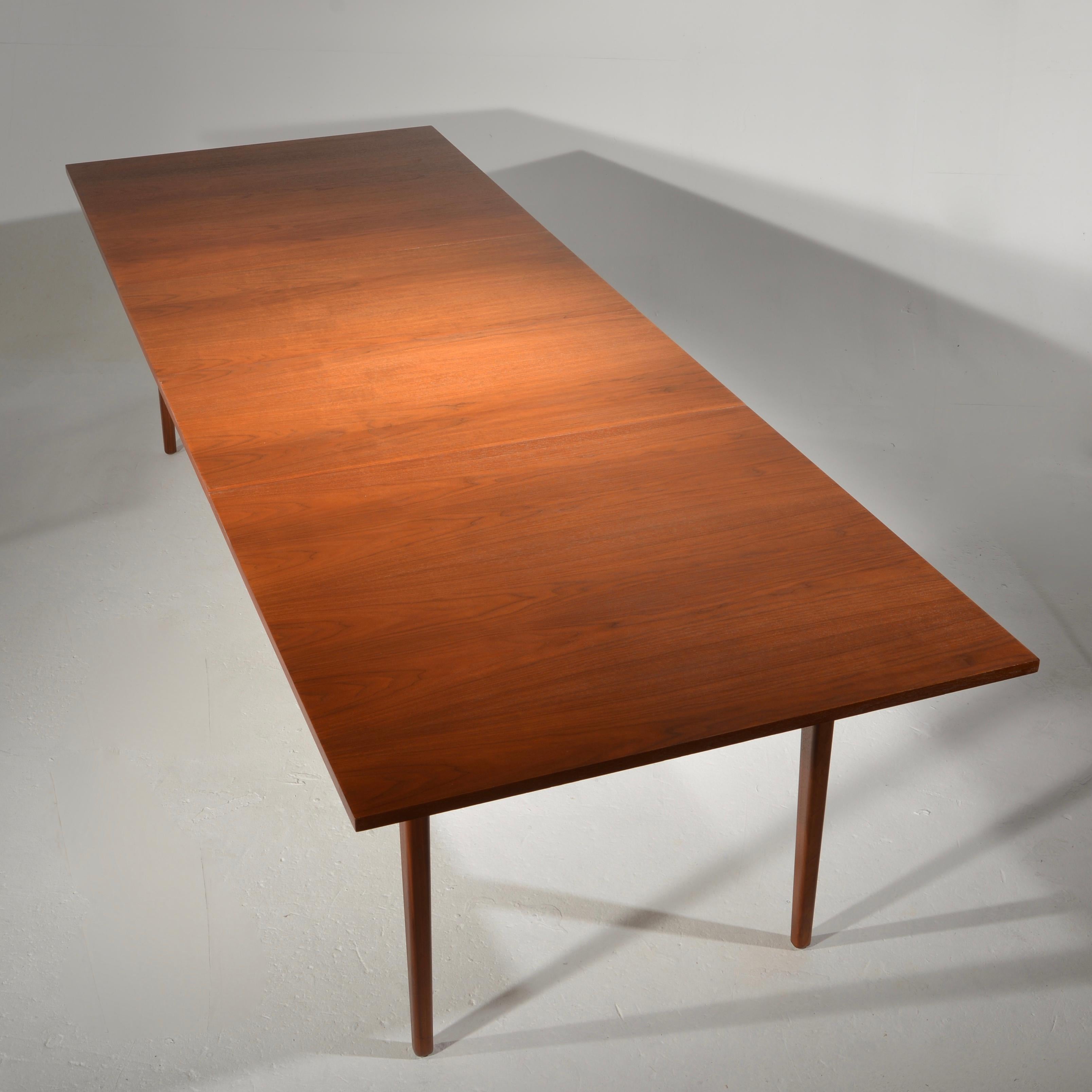 Mid-20th Century Rare George Nelson Walnut Dining Table