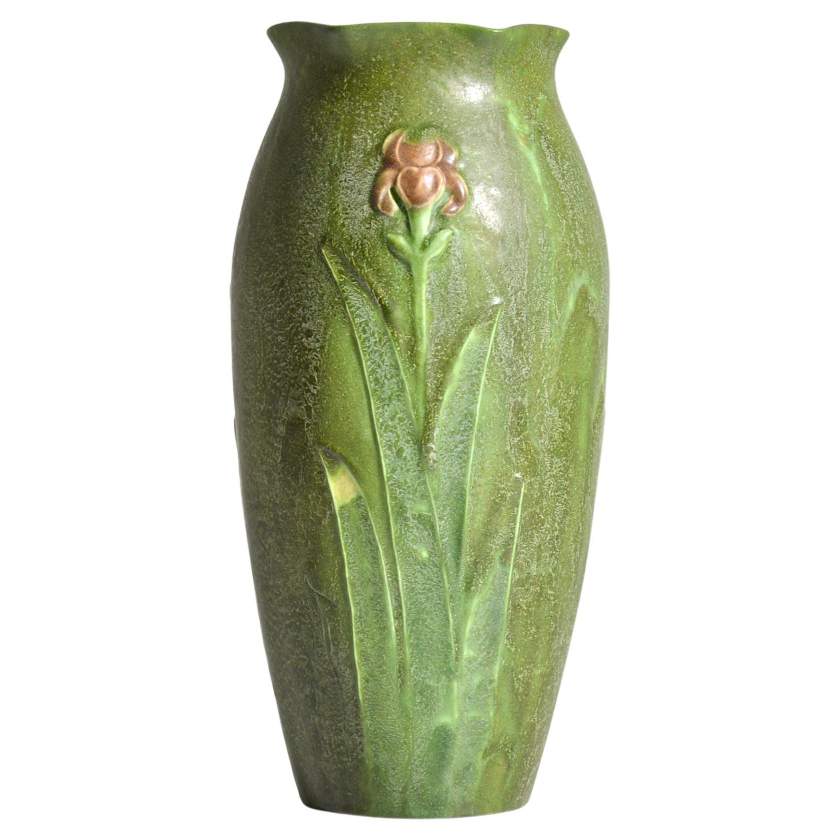 Seltene mehrfarbige Vase, George P. Kendrick für Grueby, George P. Kendrick