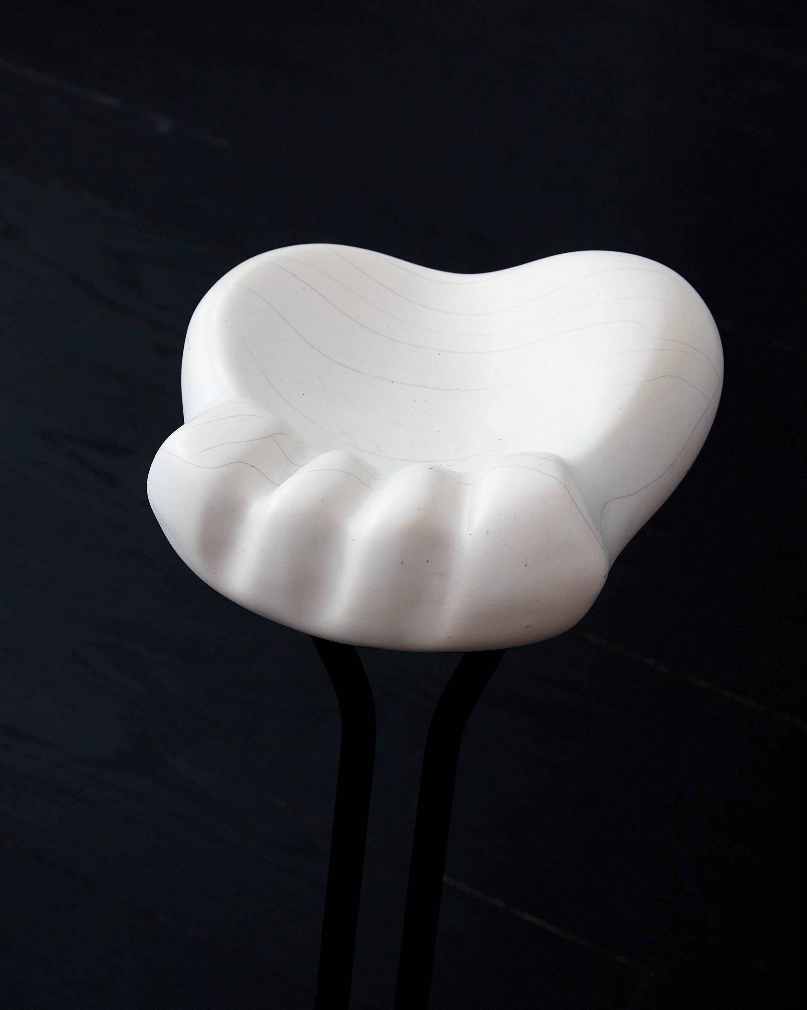Rare Georges Jouve + Mathieu Mategot 'Patte D'Ours' Ashtray in White In Good Condition For Sale In Brooklyn, NY