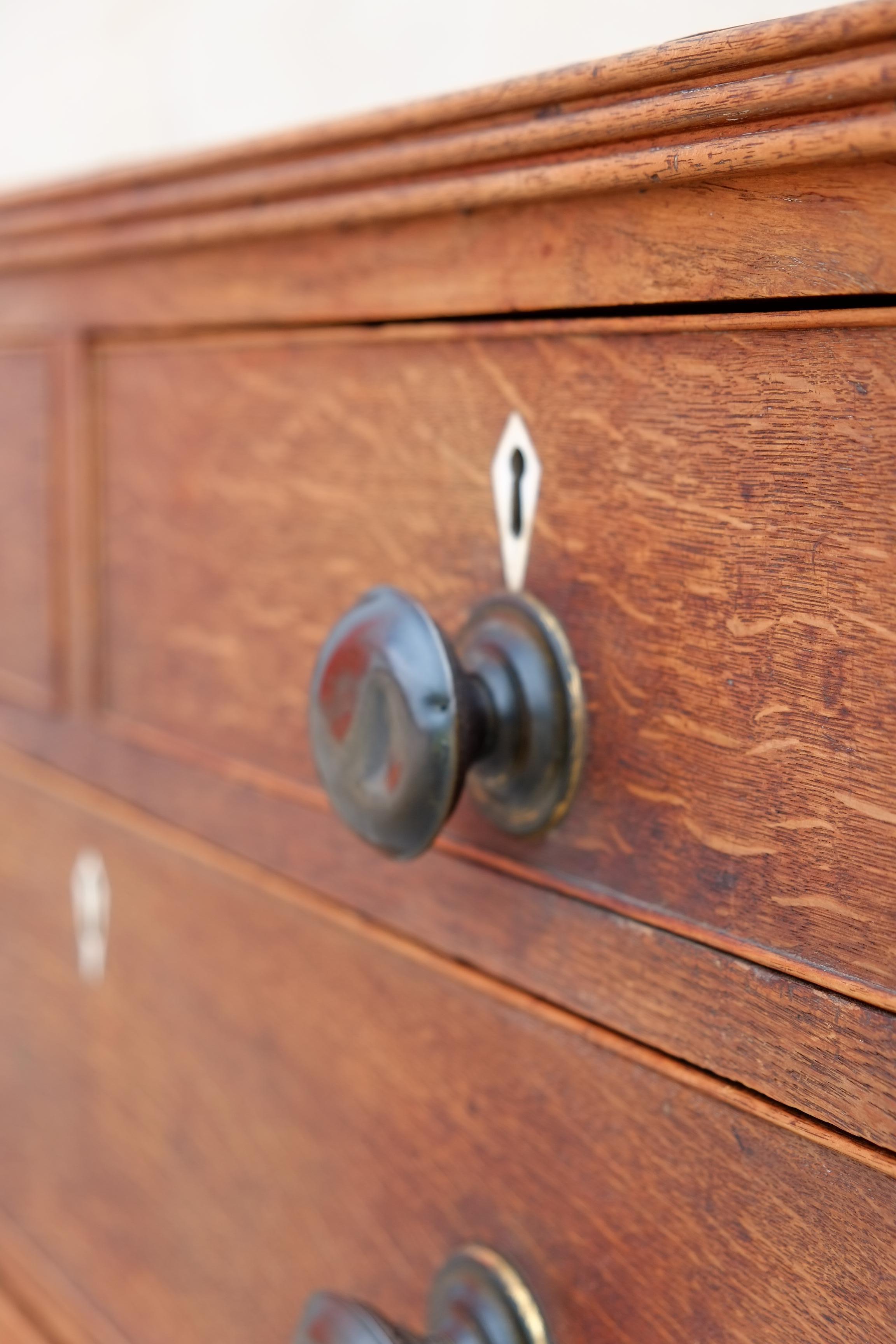 Rare Georgian Antique English Chest of Drawers in Oak with Brass Knobs For Sale 6