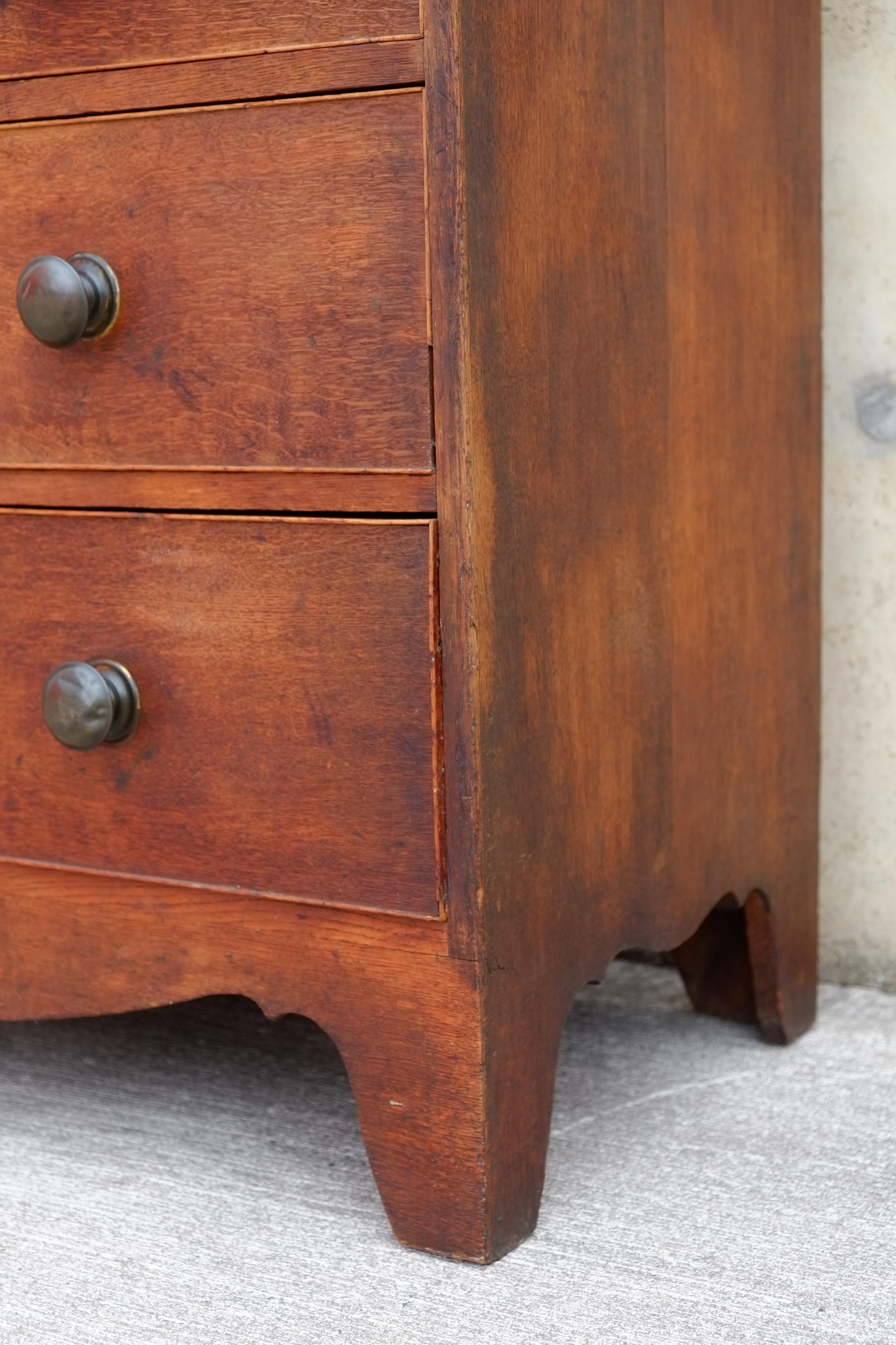 Rare Georgian Antique English Chest of Drawers in Oak with Brass Knobs For Sale 2