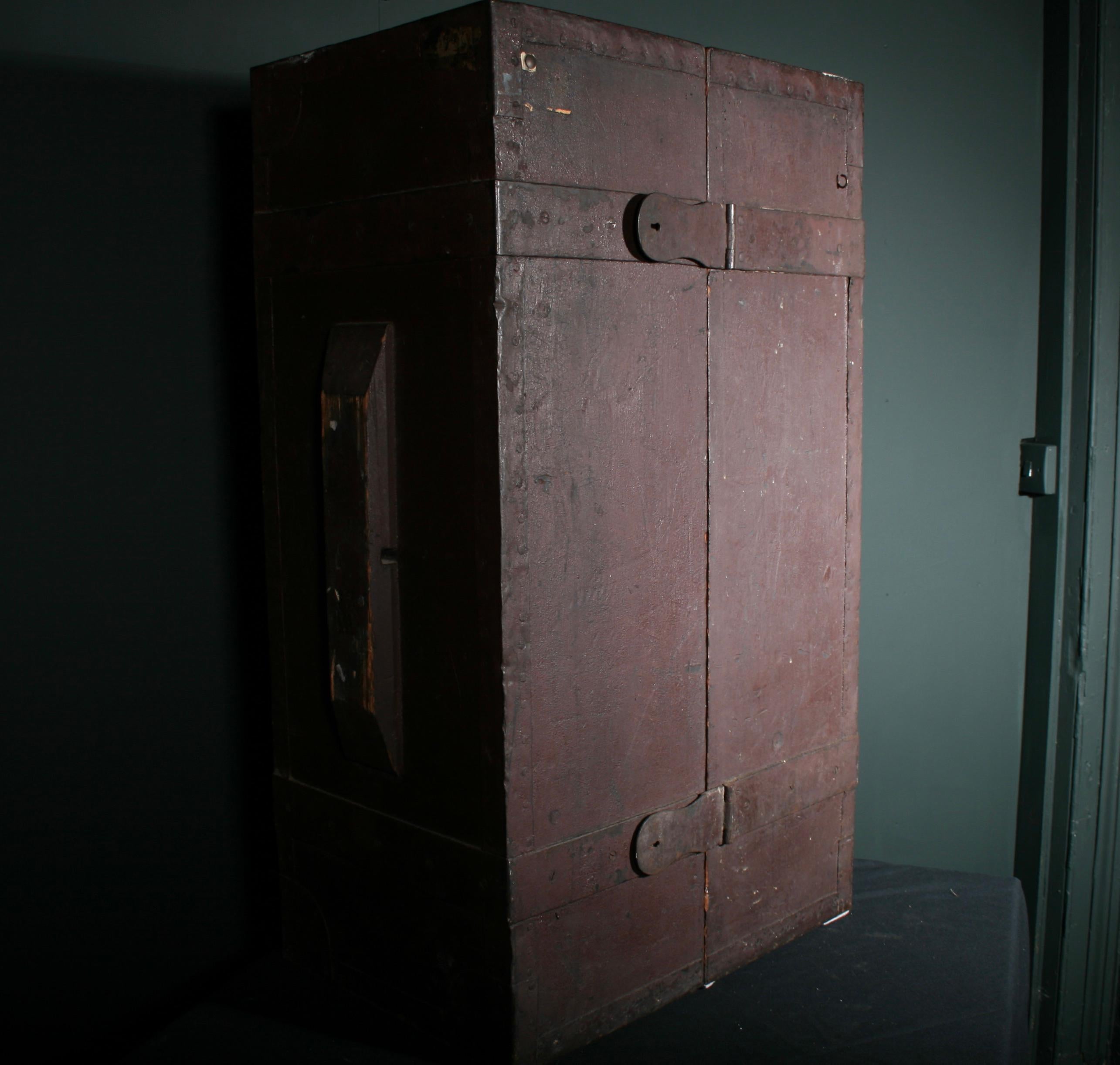 Rare bibliothèque de campagne géorgienne en vente 1