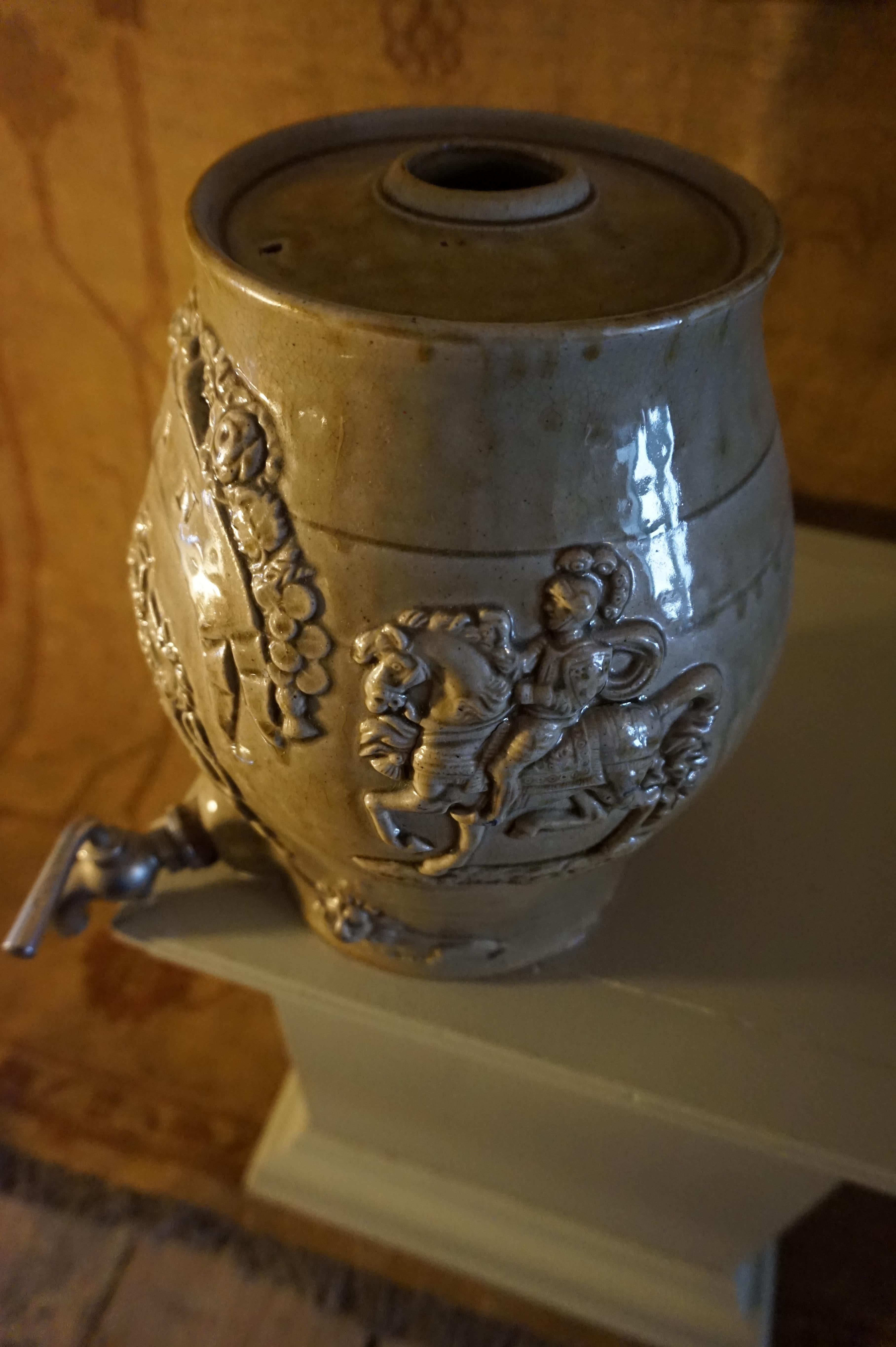 Late 18th Century Rare Georgian Ceramic Gin Barrel Tap Flask with Royal Coat of Arms Knights Lions