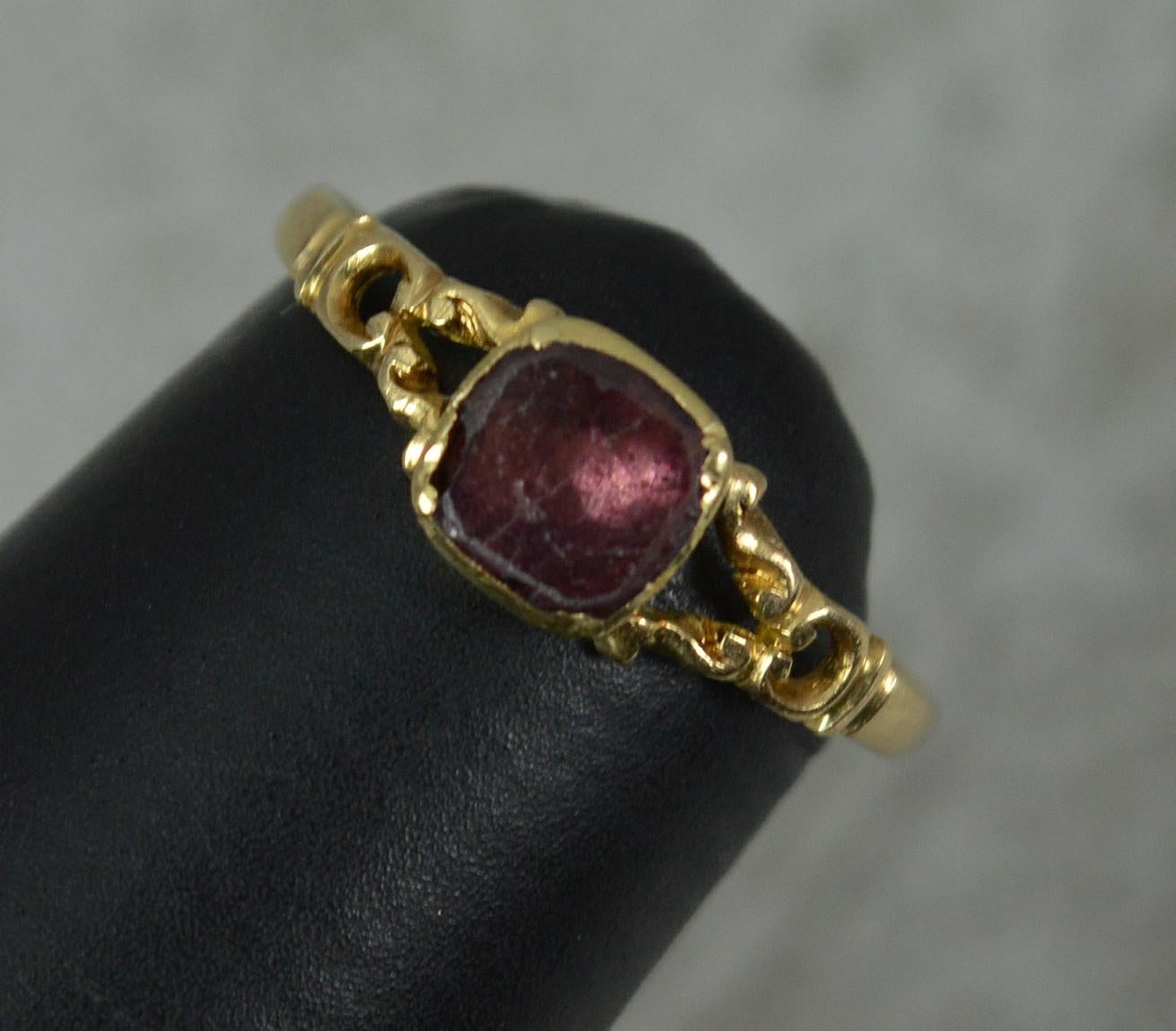 Rare Georgian Childrens Foiled Garnet Solitaire and 18ct Gold Ring, c1790 5