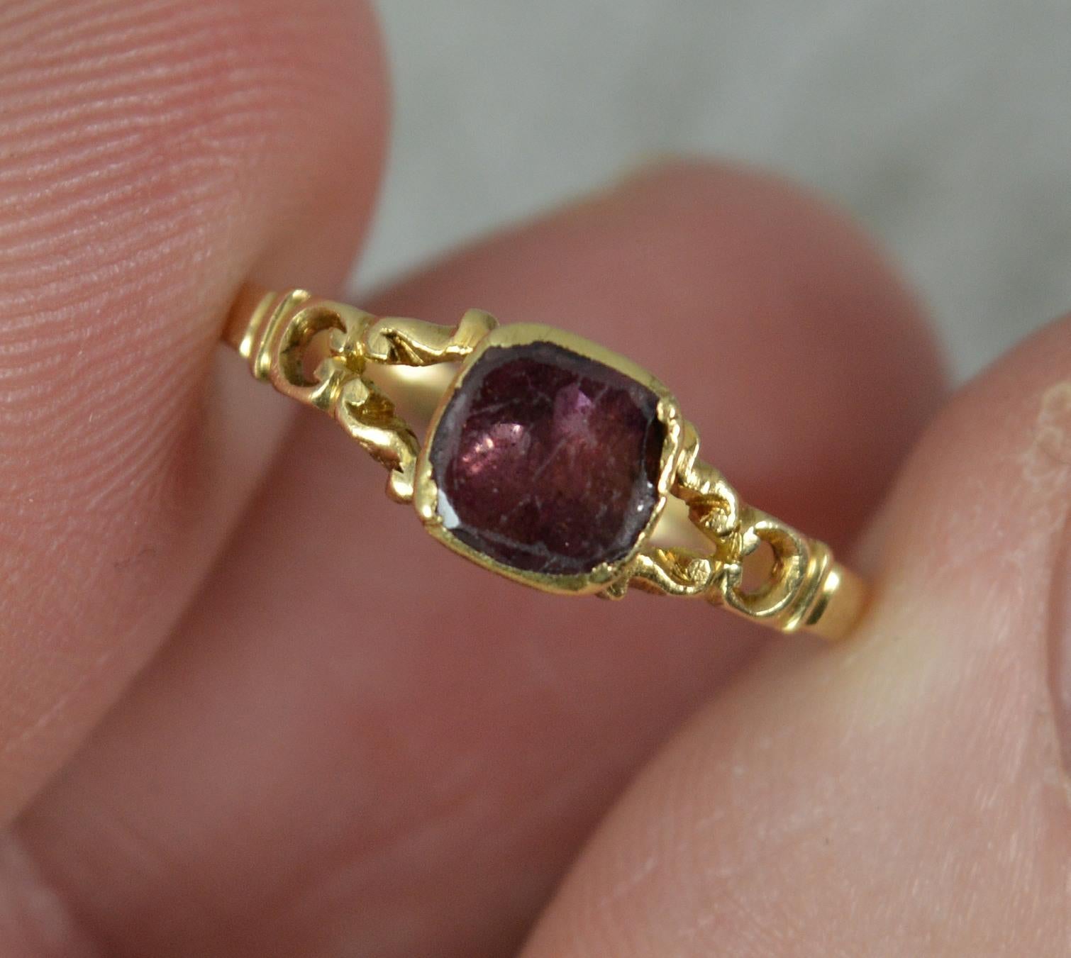 Rare Georgian Childrens Foiled Garnet Solitaire and 18ct Gold Ring, c1790 1