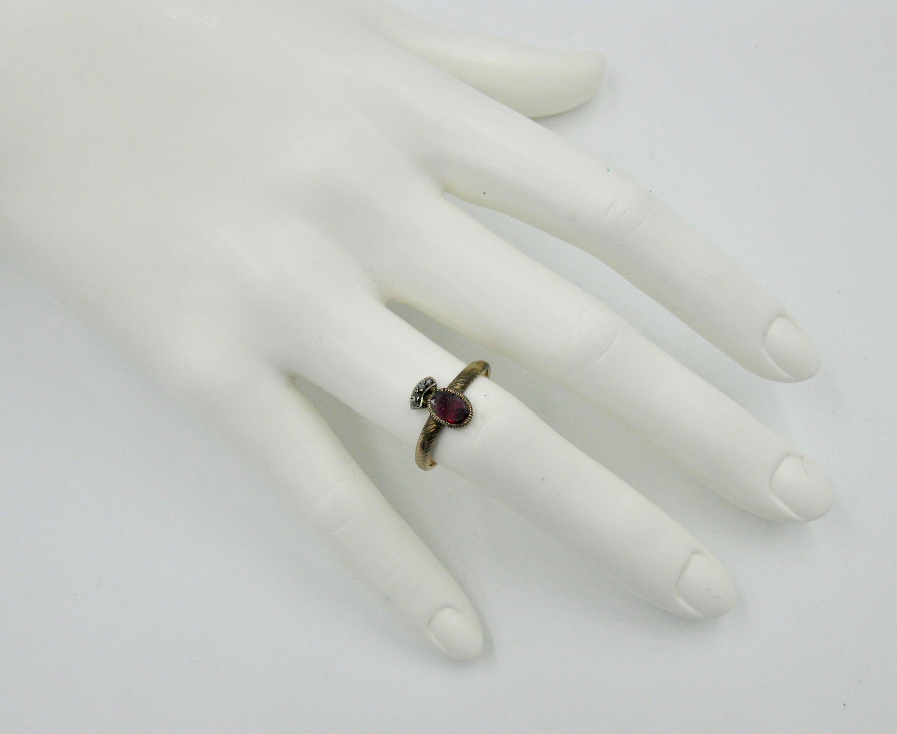 Rare Georgian Crowned Garnet Rose Cut Diamond Ring 1700s Gold Museum Quality In Good Condition For Sale In New York, NY
