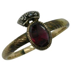 Raro anillo georgiano de granate coronado con diamante talla rosa de oro de 1700 calidad de museo