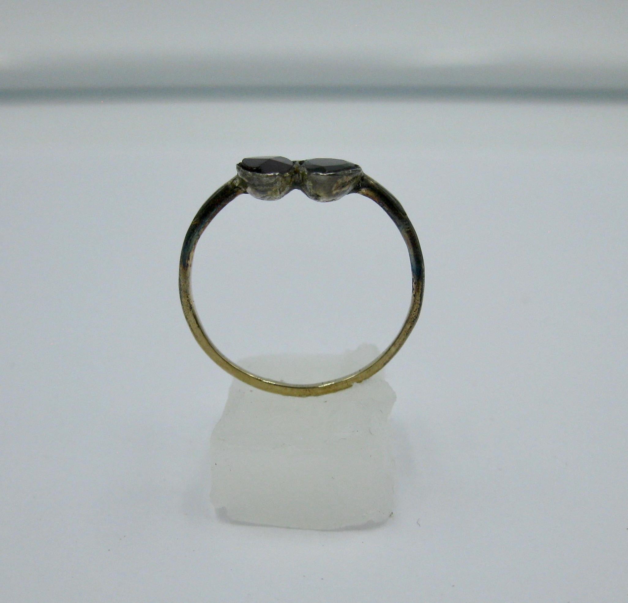 Seltener georgianischer Granat-Doppelherz-Ring 1700er Jahre Gold Museumsqualität im Angebot 6