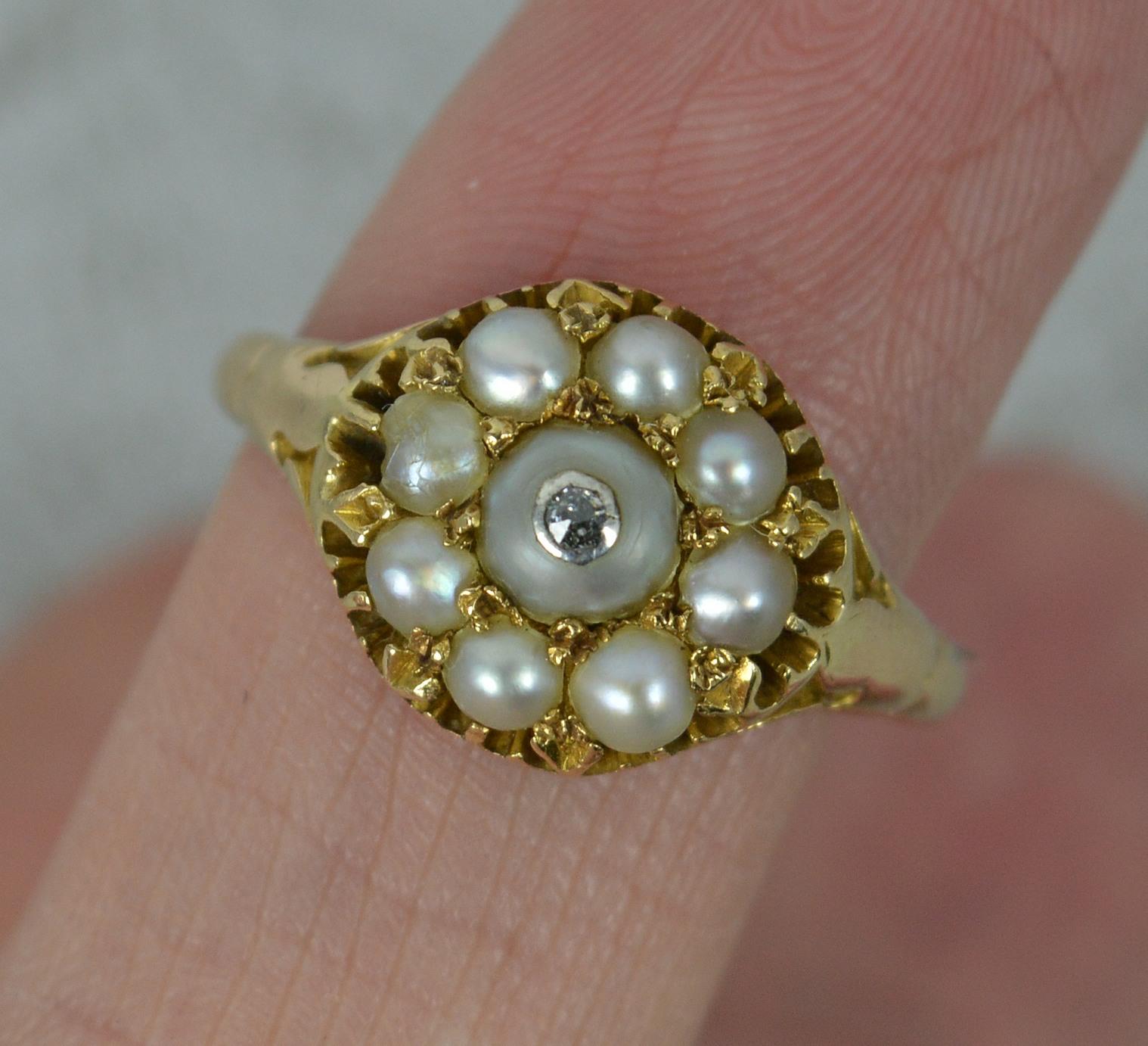 Rare Georgian Pearl and Diamond 15 Carat Gold Cluster Ring 5