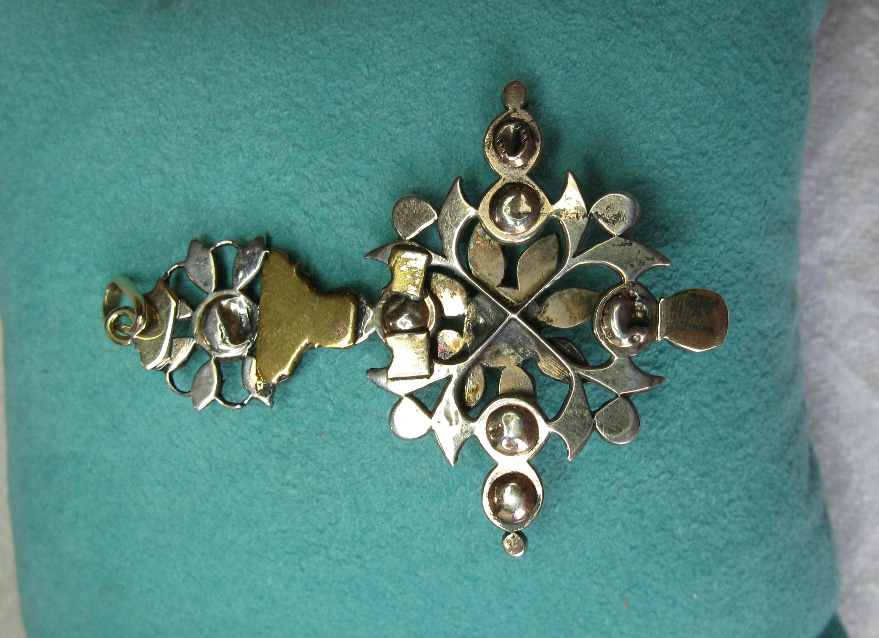 Seltene georgianische 14 Karat Gold niederländische Halskette mit Diamant-Anhänger im Rosenschliff um 1700 Damen im Angebot