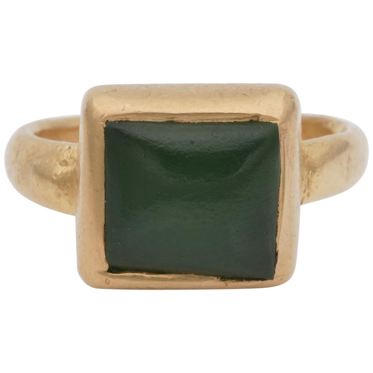Rare Georgian /Victorian Natural Jade 22/24 KT Unisex Solid Gold Solitaire Ring For Sale
