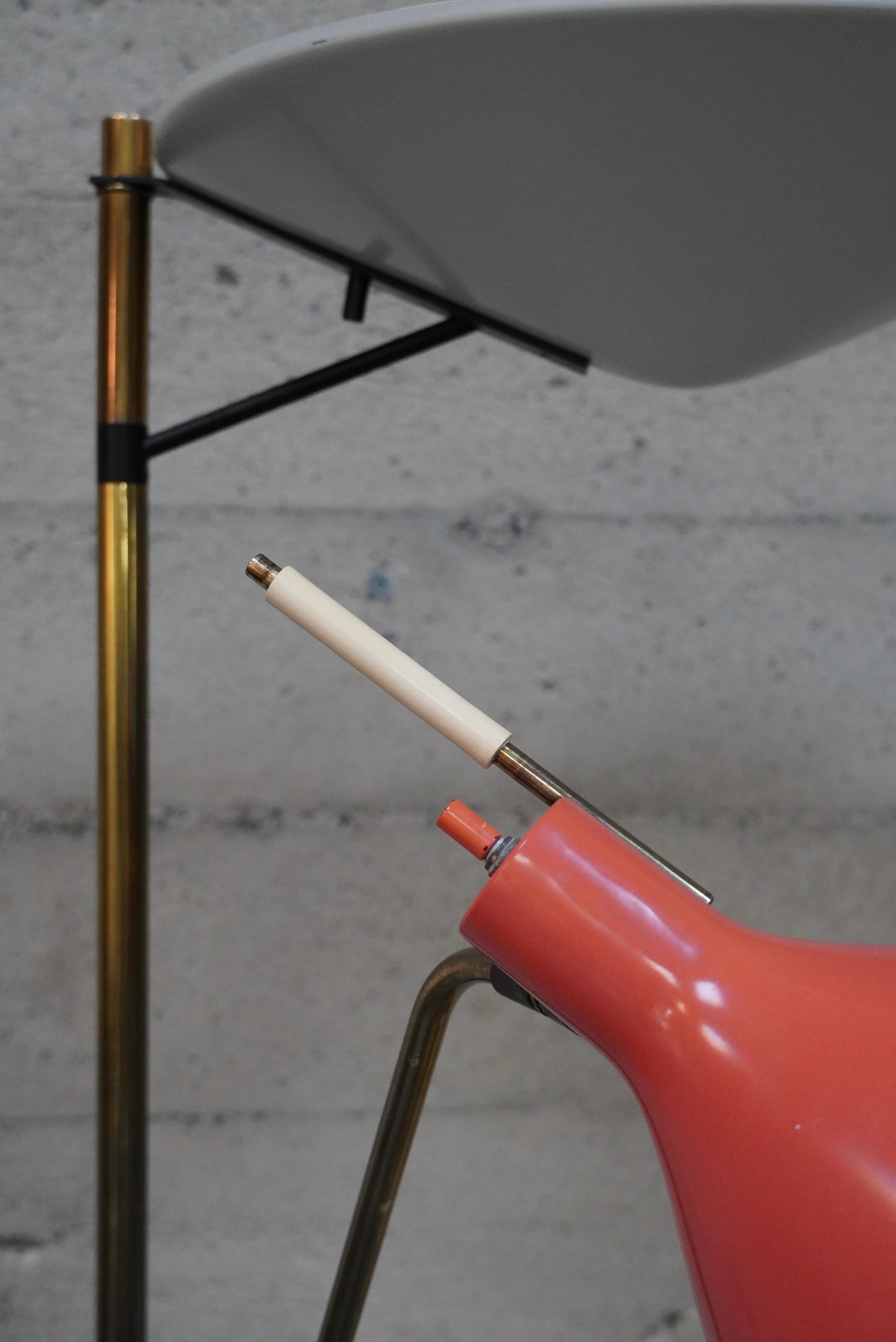 Rare Gerald Thurston for Lightolier Multi Colored Floor Lamp circa 1950s For Sale 2