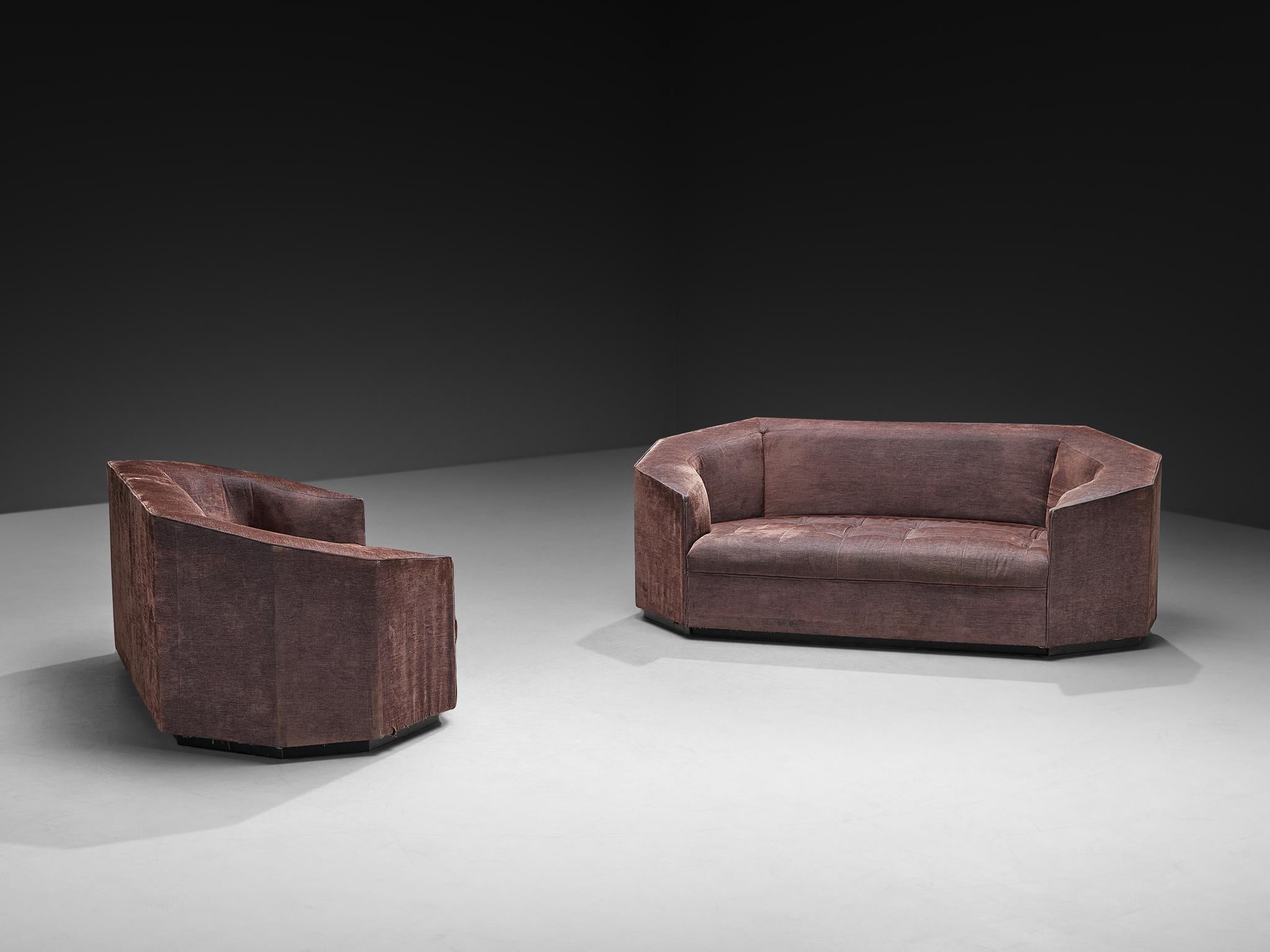 Seltene Gérard Gallet für Mobilier International Facettierte sechseckige Sofas im Angebot 3