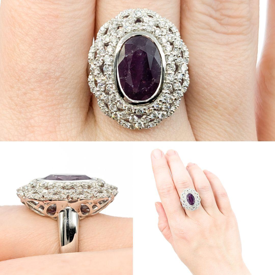 Seltener GIA-zertifizierter Cocktailring aus Platin mit natürlichem 7 Karat Kaschmir-Saphir und Diamant

Wir stellen Ihnen diesen exquisiten Edelstein-Mode-Ring vor, der meisterhaft in Platin gefertigt wurde. In der Mitte des Rings befindet sich ein