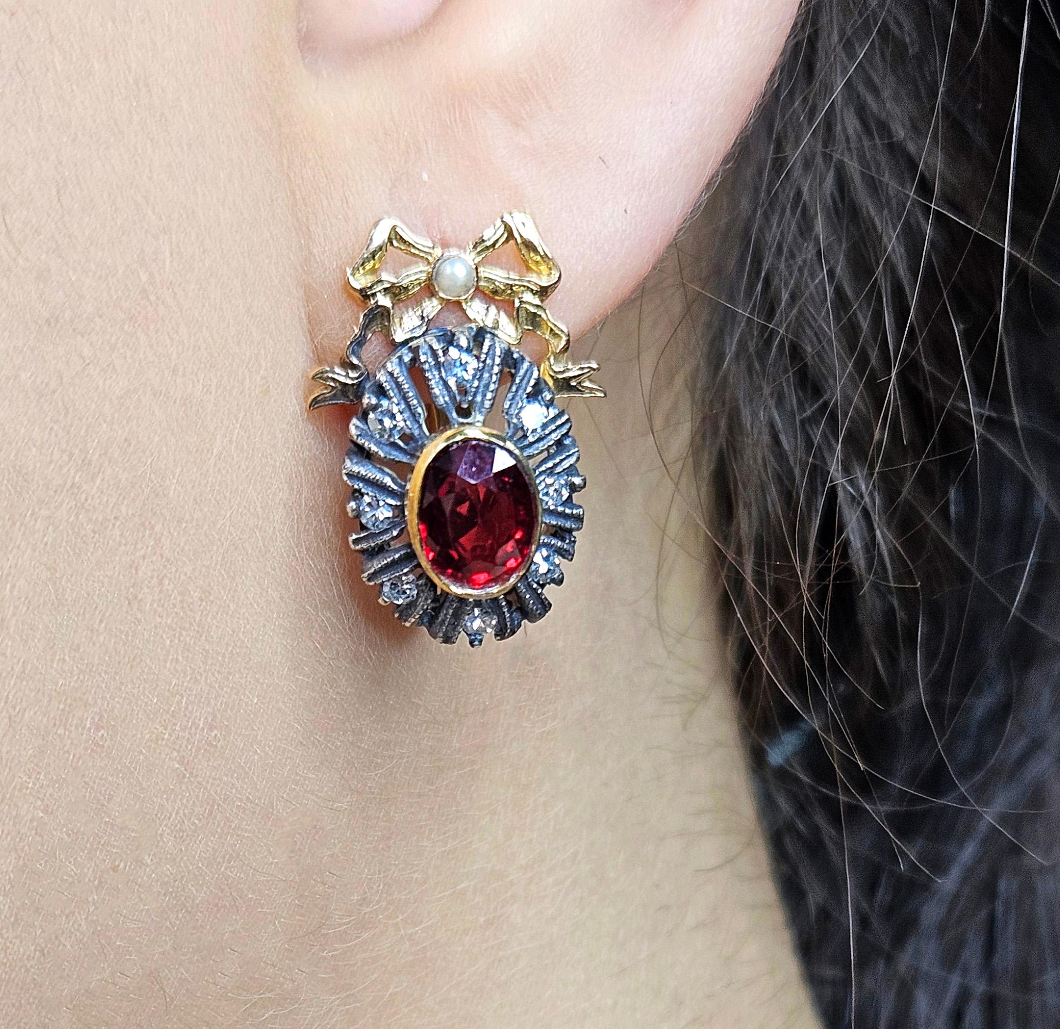 Raros pendientes de gota de oro rosa de 14 quilates con diamante espinela roja GIA IMPERIAL RUSSIAN Faberge Corte oval en venta