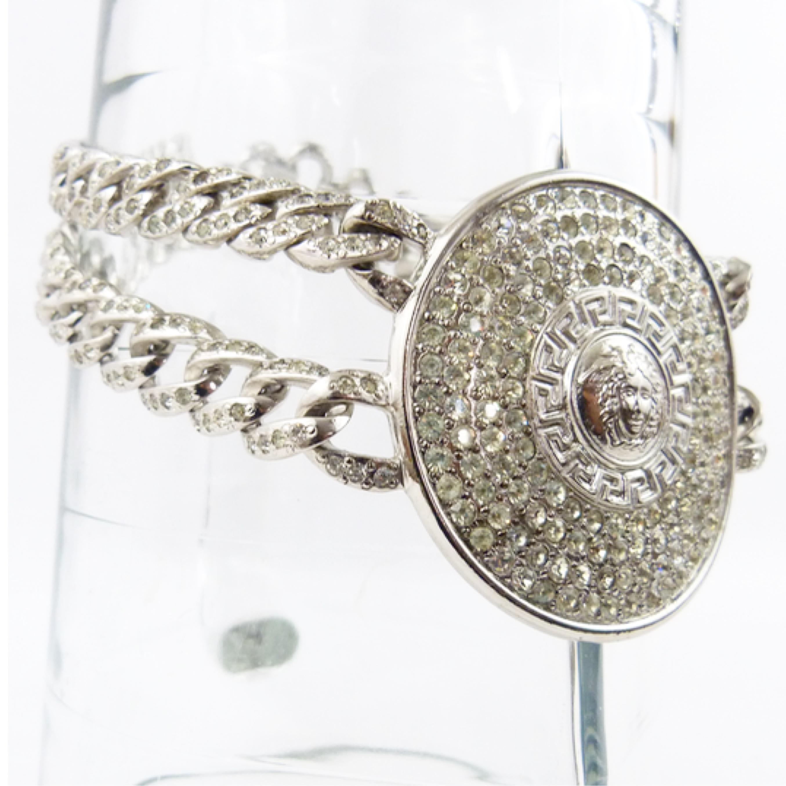 Seltene Gianni Versace 1990er Jahre Silber Medusa Kopf Choker Halskette  im Angebot 2