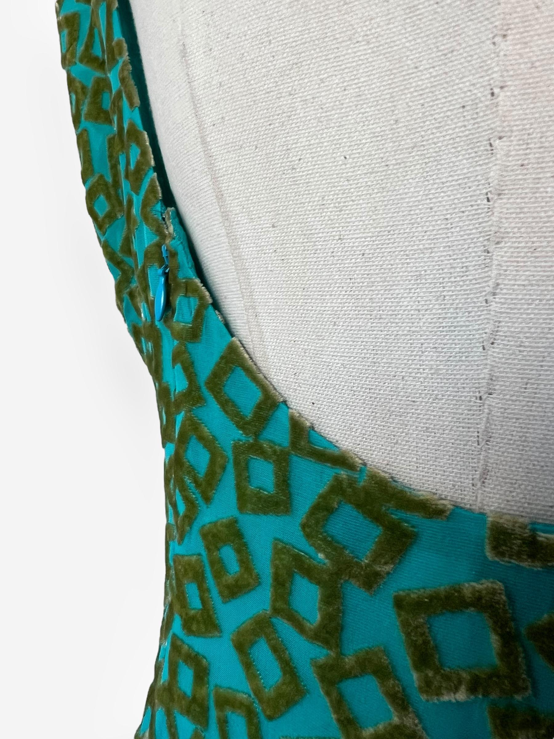 Rare Gianni Versace 1999 Velvet Burnout Dress Bon état - En vente à CAPELLE AAN DEN IJSSEL, ZH