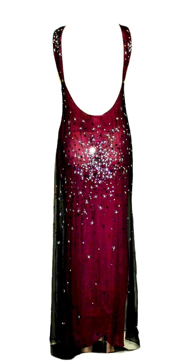 Rare Gianni Versace Couture Embroidered Evening Dress Gown As Seen On Courtney For Sale At 1stdibs Courtney Love Versace Gown Courtney Fancy Gown
