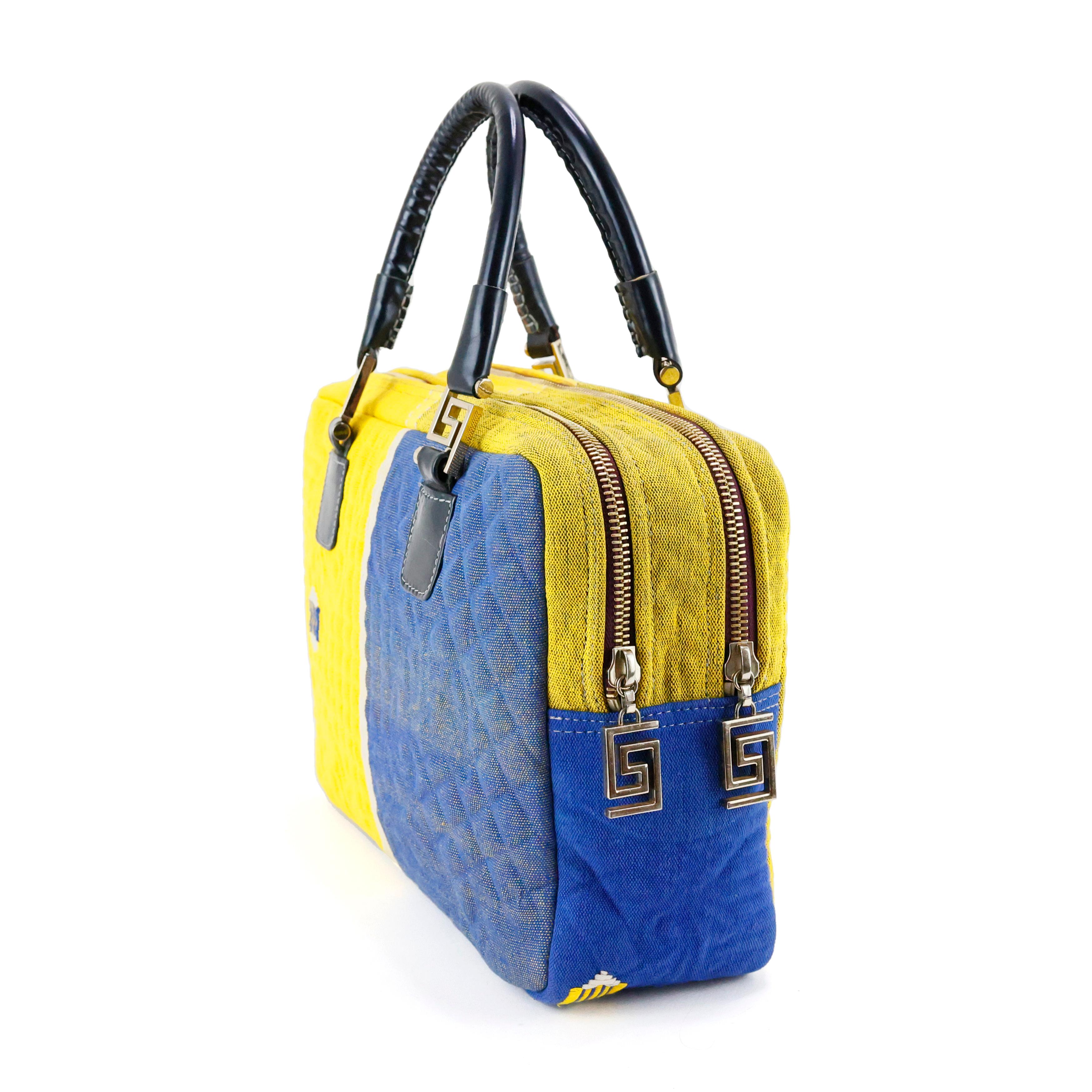 Women's Rare Gianni Versace Medusa Multicolour Tote Bag For Sale