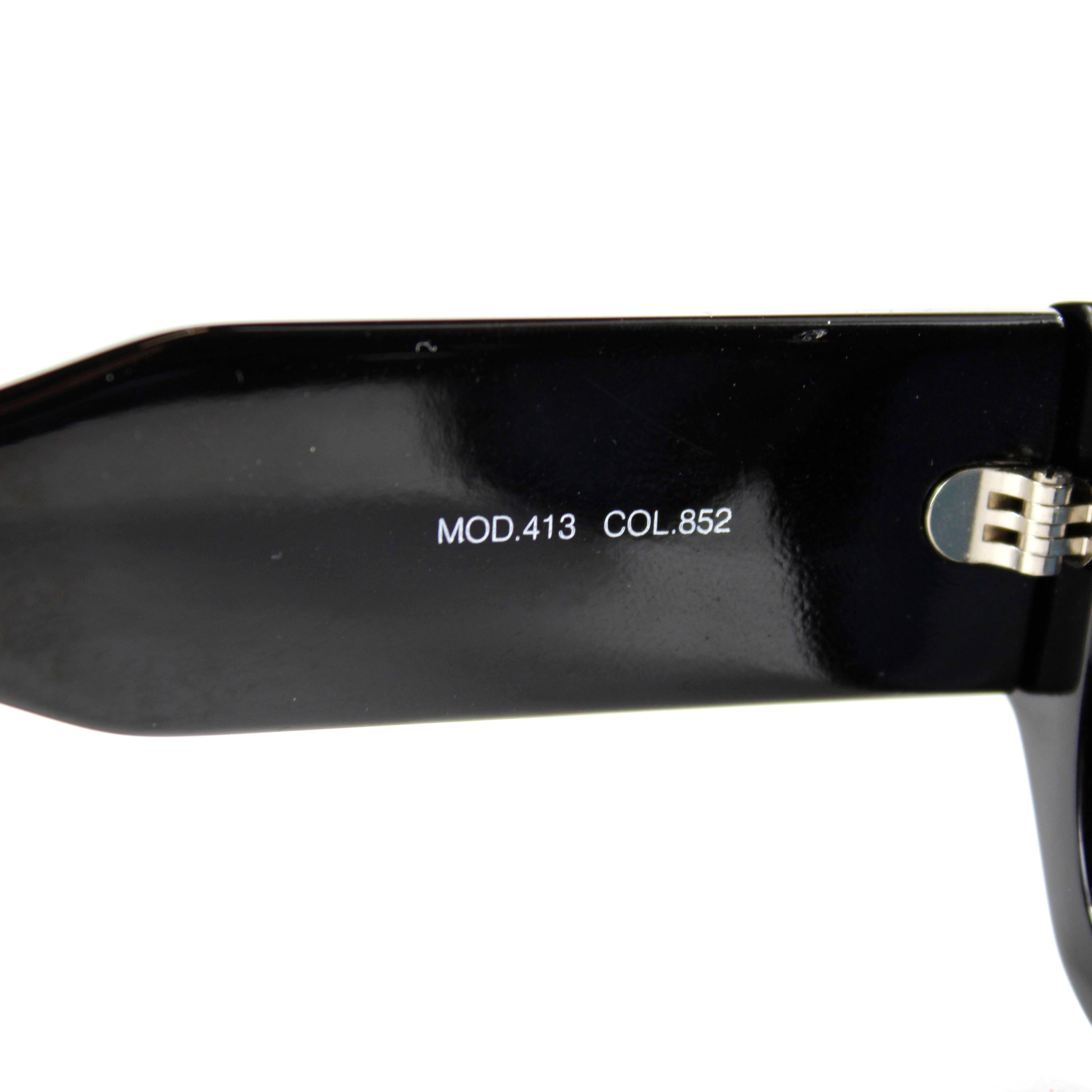 Women's or Men's Rare Gianni Versace Sunglasses MOD 413 COL 852 For Sale