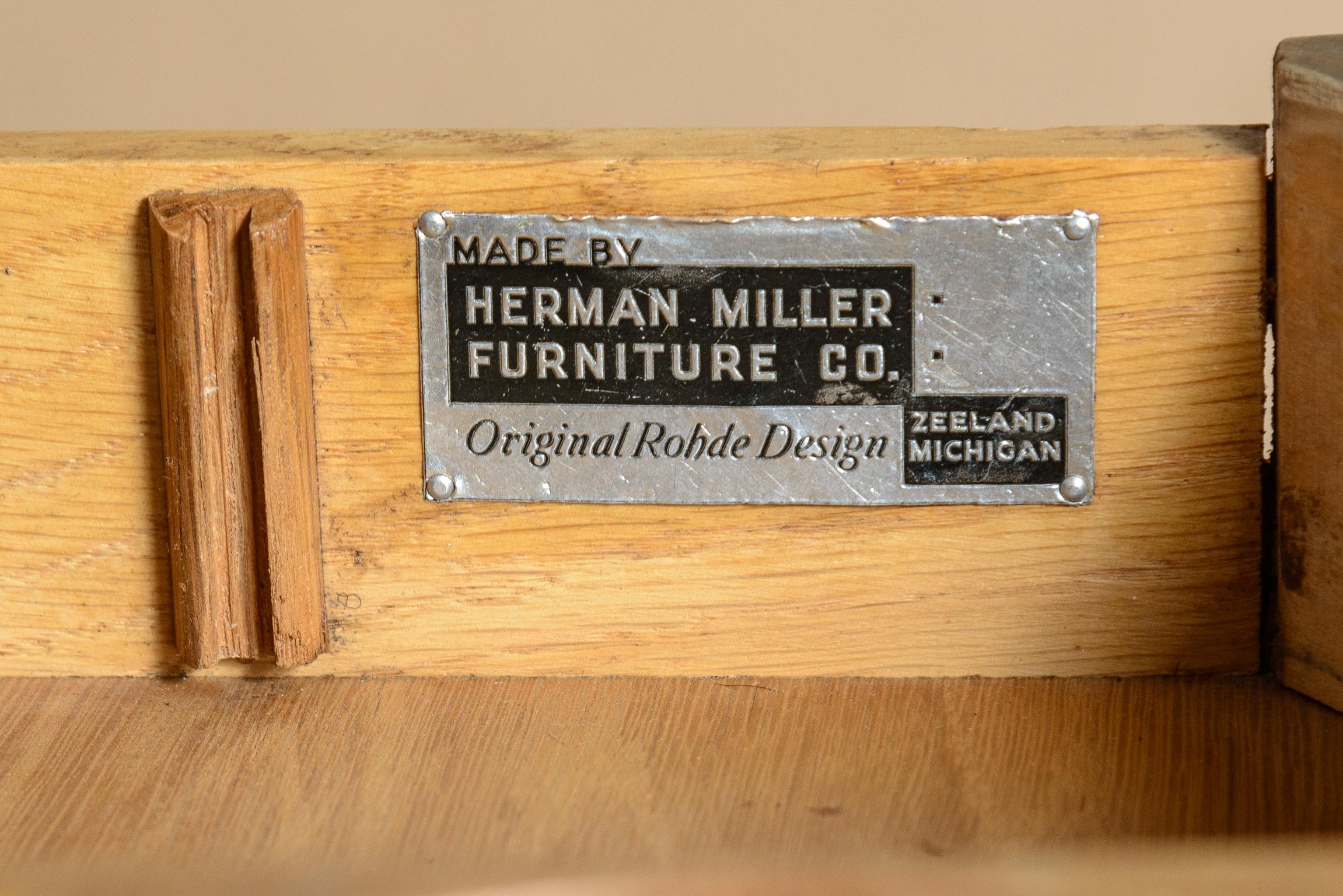 Rare Gilbert Rohde Macassar Ebony Table  model #3773 For Sale 4
