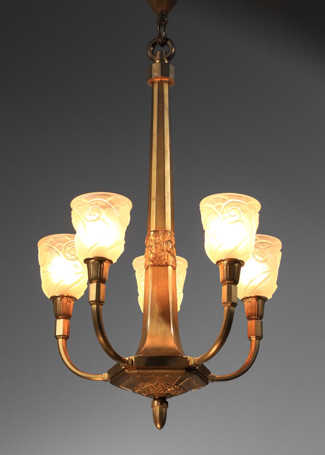 rare gilded bronze art deco chandelier signed J.Coduré Lyon 1930s art nouveau  For Sale 5