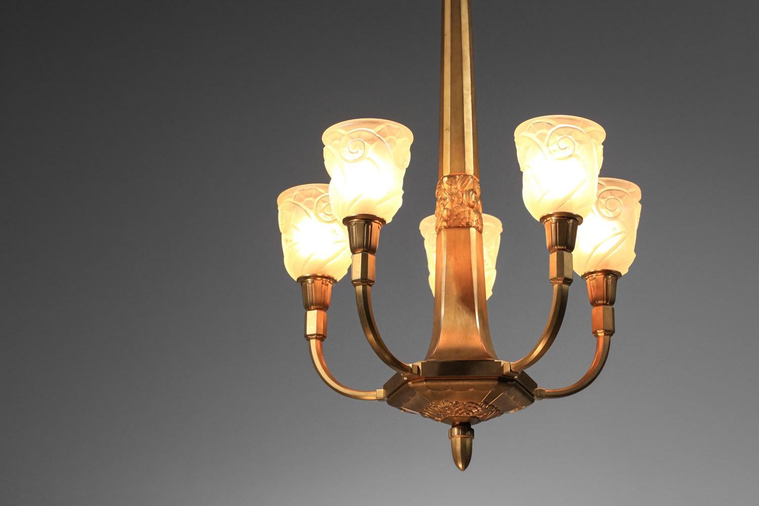 rare gilded bronze art deco chandelier signed J.Coduré Lyon 1930s art nouveau  For Sale 6