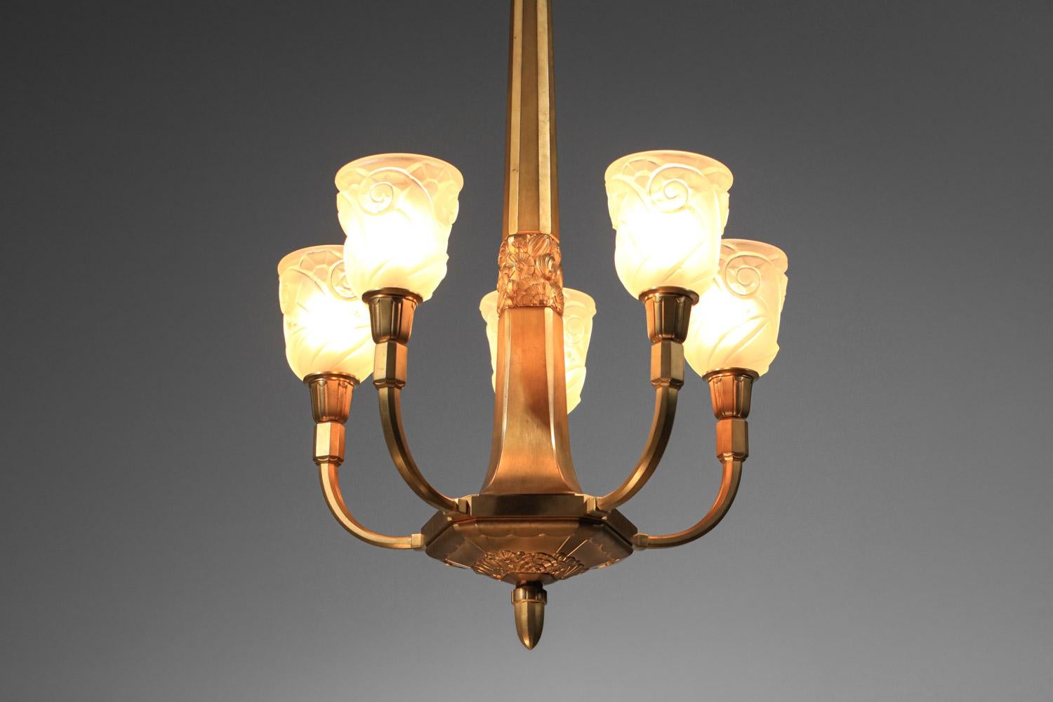 rare gilded bronze art deco chandelier signed J.Coduré Lyon 1930s art nouveau  For Sale 8