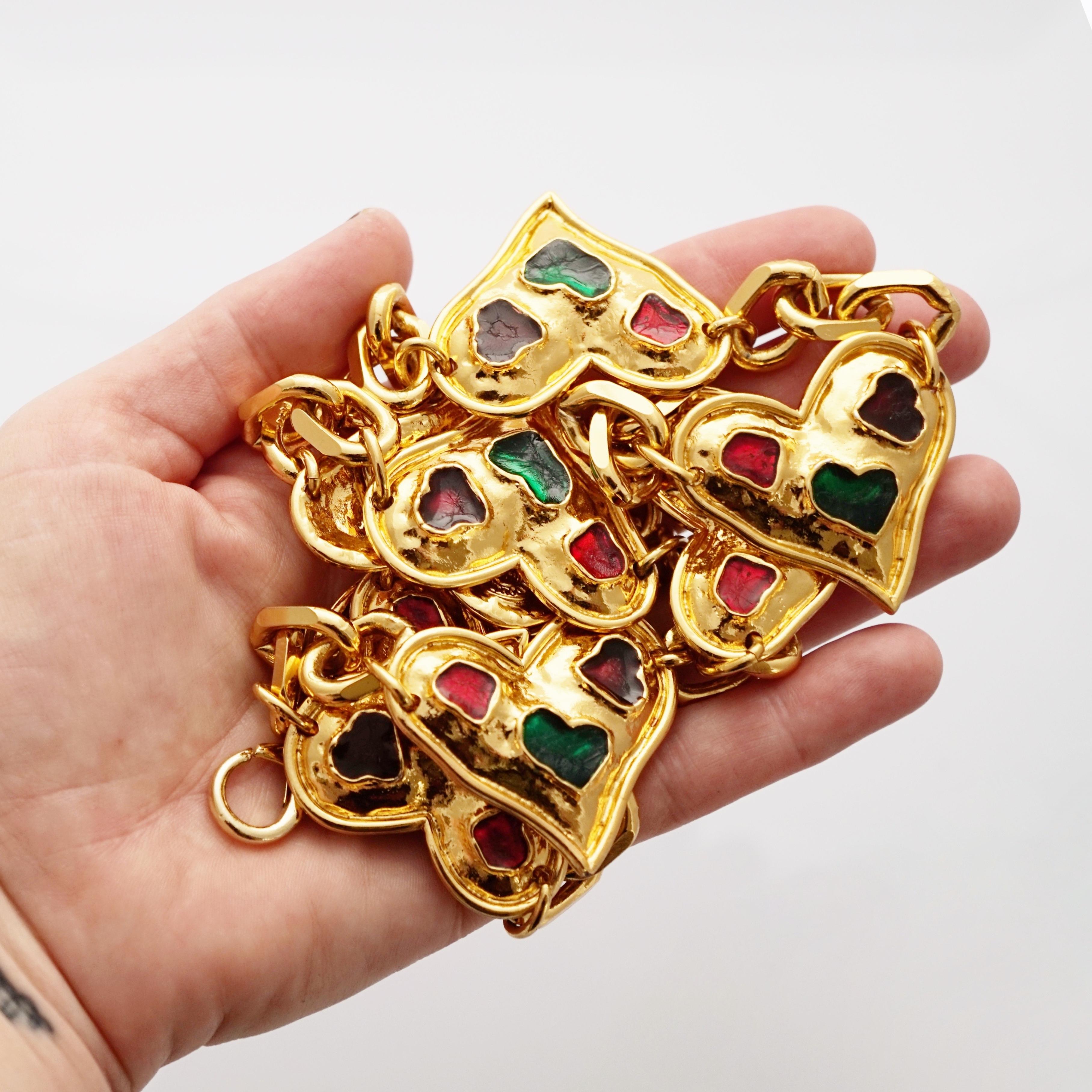 Rare collier/belge d'affirmation à maillons en forme de cœur doré par Edouard Rambaud, années 1990 Pour femmes en vente