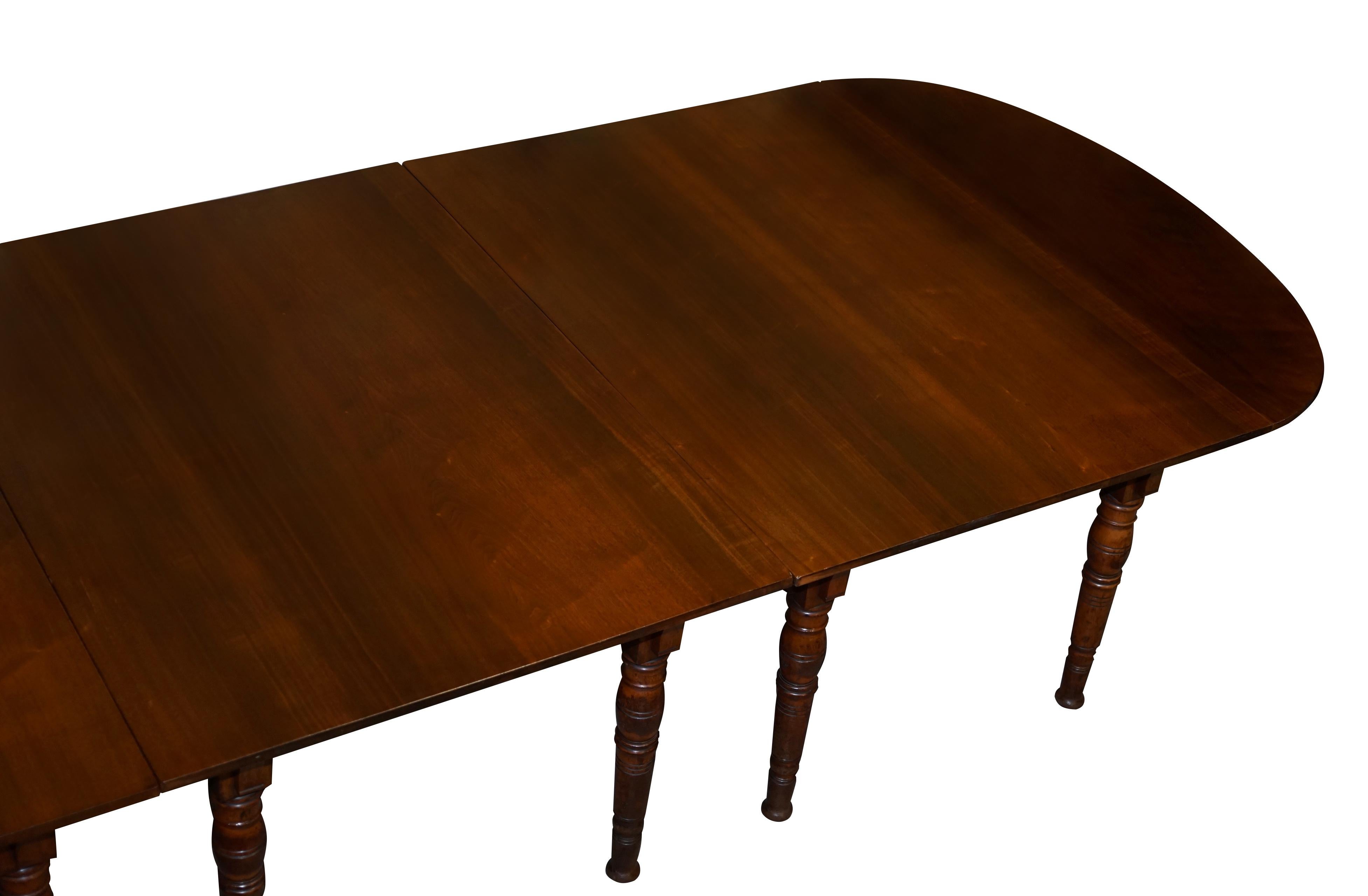 Rare Gillows Lancaster 1789-1795 George III American Walnut Dining Table For Sale 6