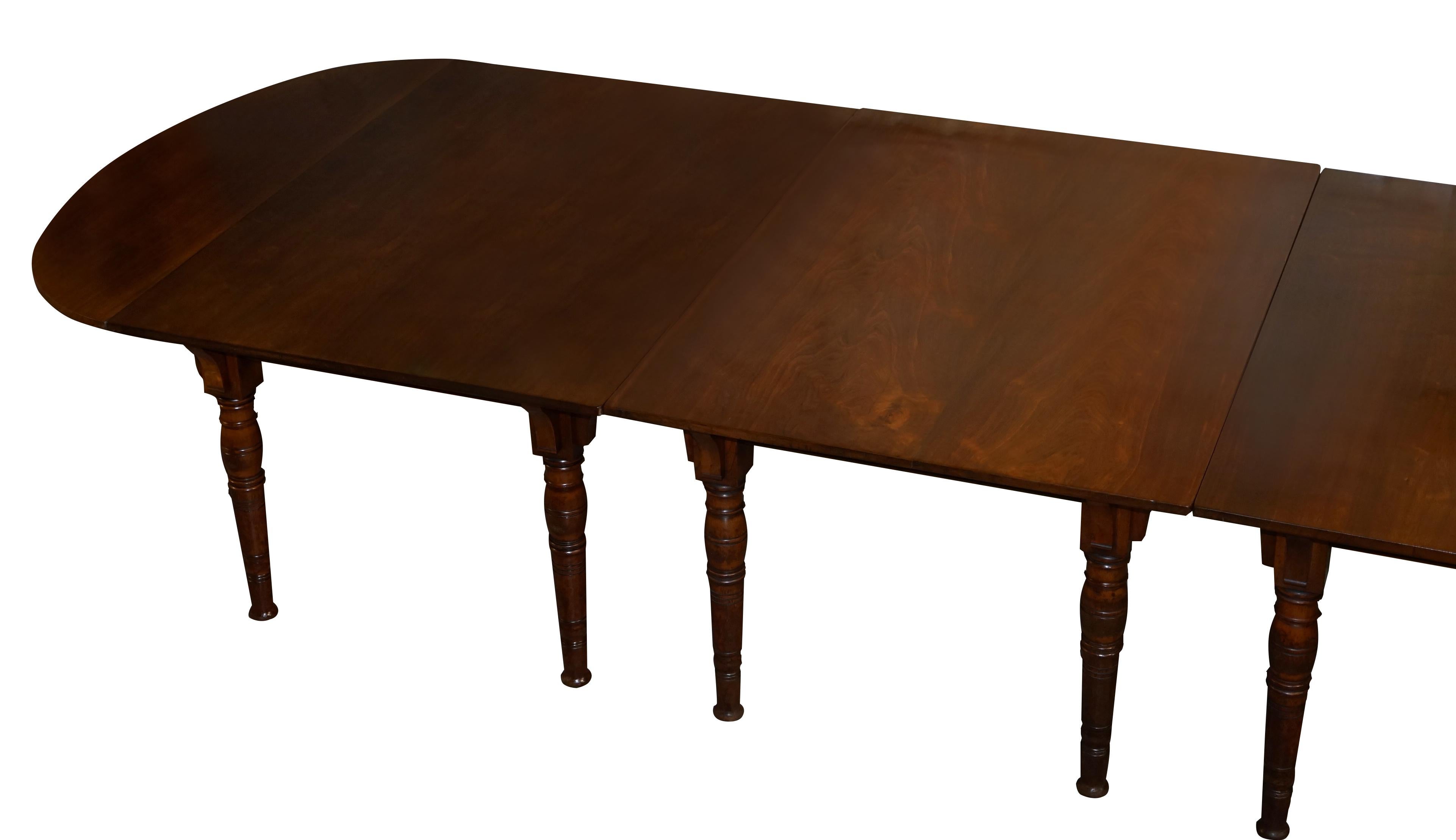 Rare table de salle à manger américaine George III de Gillows Lancaster 1789-1795 en vente 2