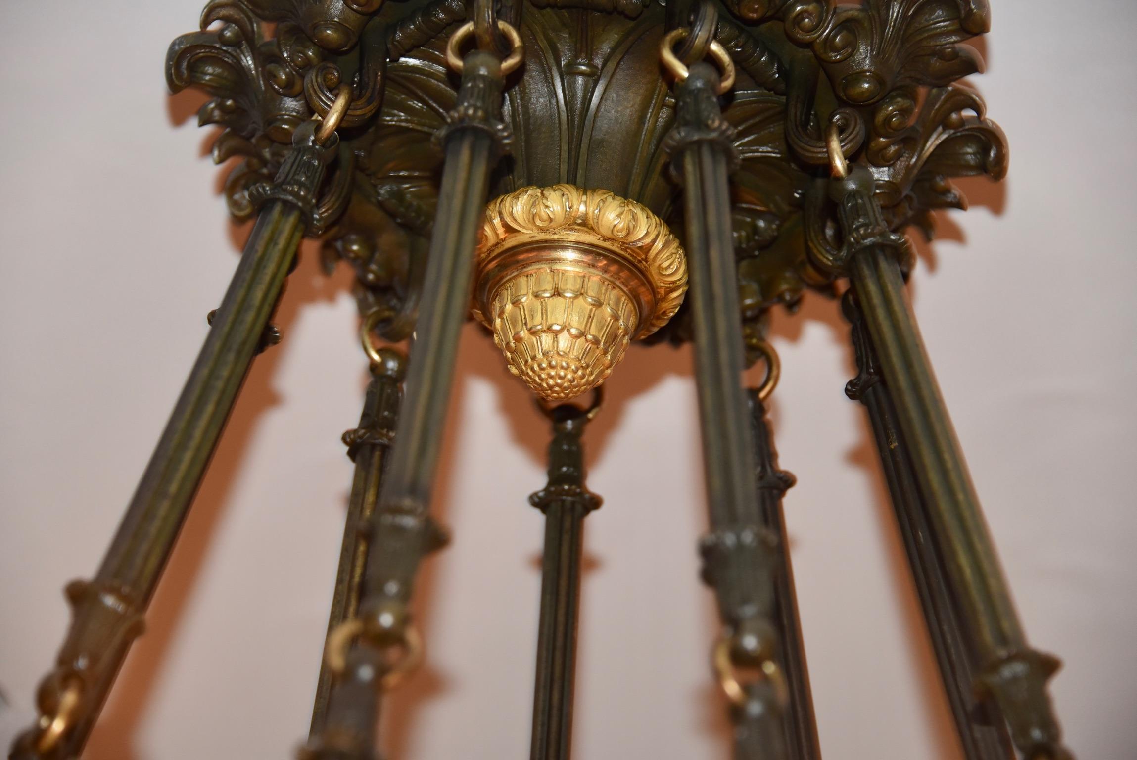 Rare Gilt Bronze Chandelier, Attributed to Galle, Charles X, 18-Light Arms, 1820 For Sale 1