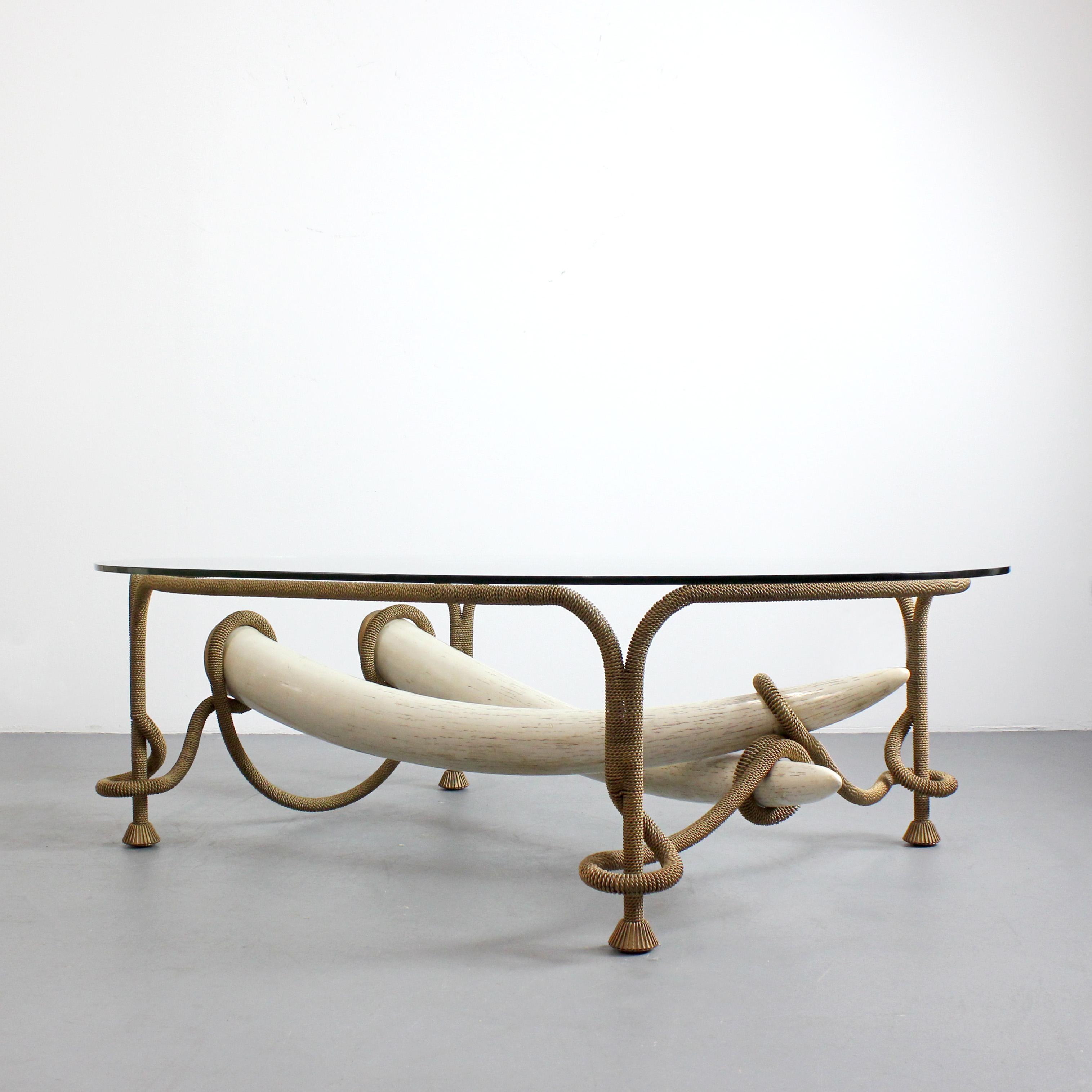 Spanish Rare Gilt bronze cord coffee table with resin horns and glass top - Emilio Rey - For Sale