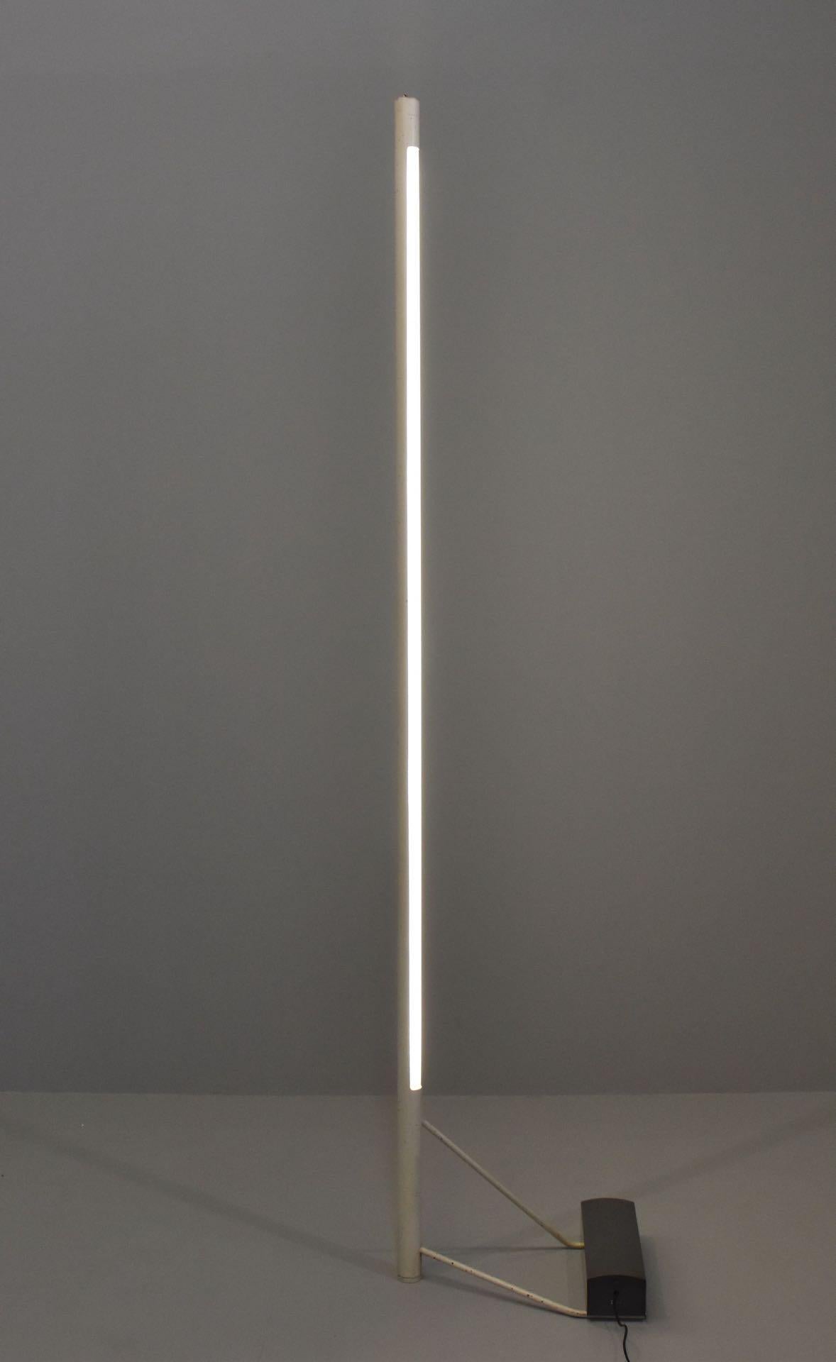 Mid-Century Modern Rare Gino Sarfatti N°1063 Arteluce Floor Lamp in White