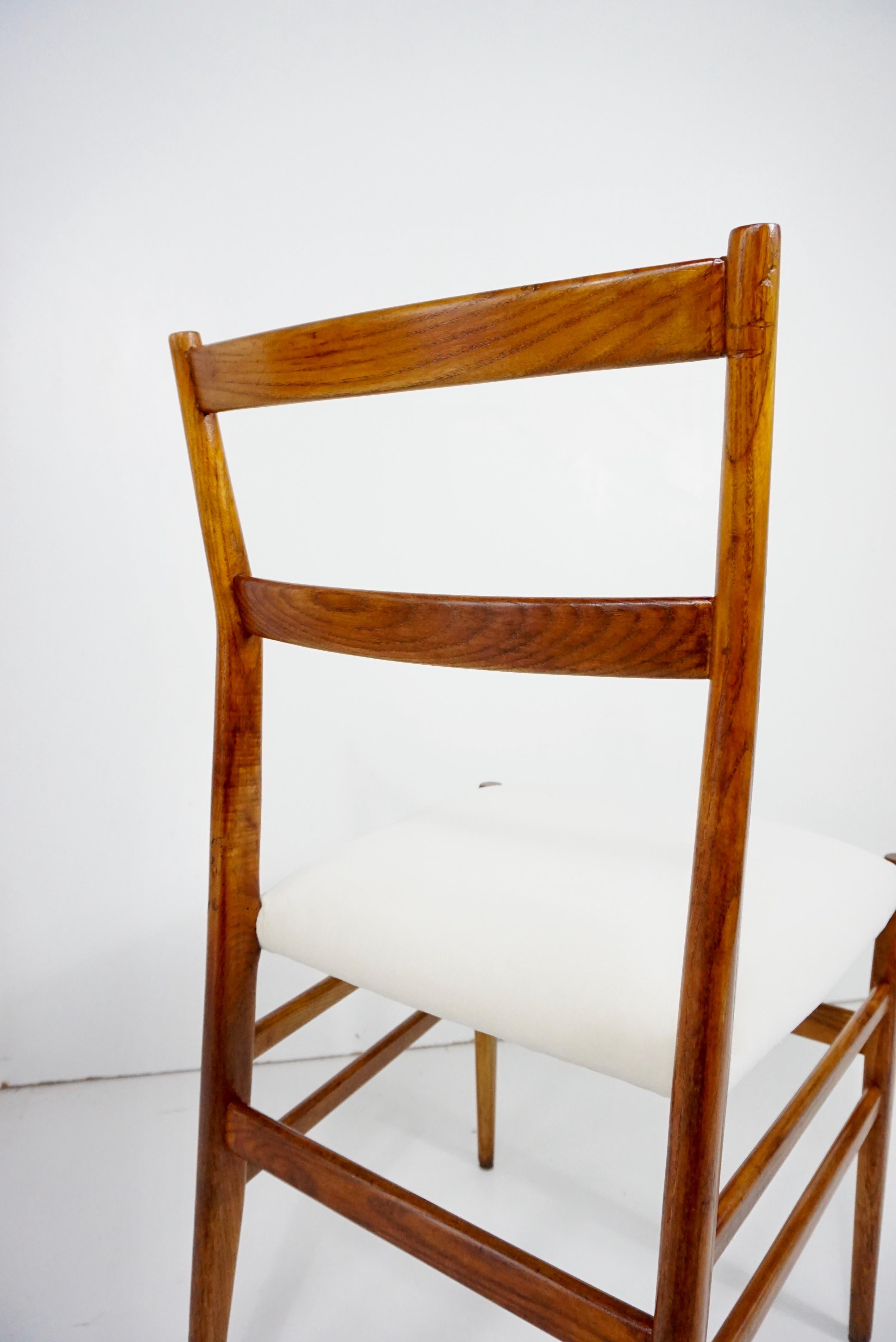 rare Gio Ponti leggera chair, n.646 by Cassina, from Hotel Royal Naples, 1955 For Sale 5