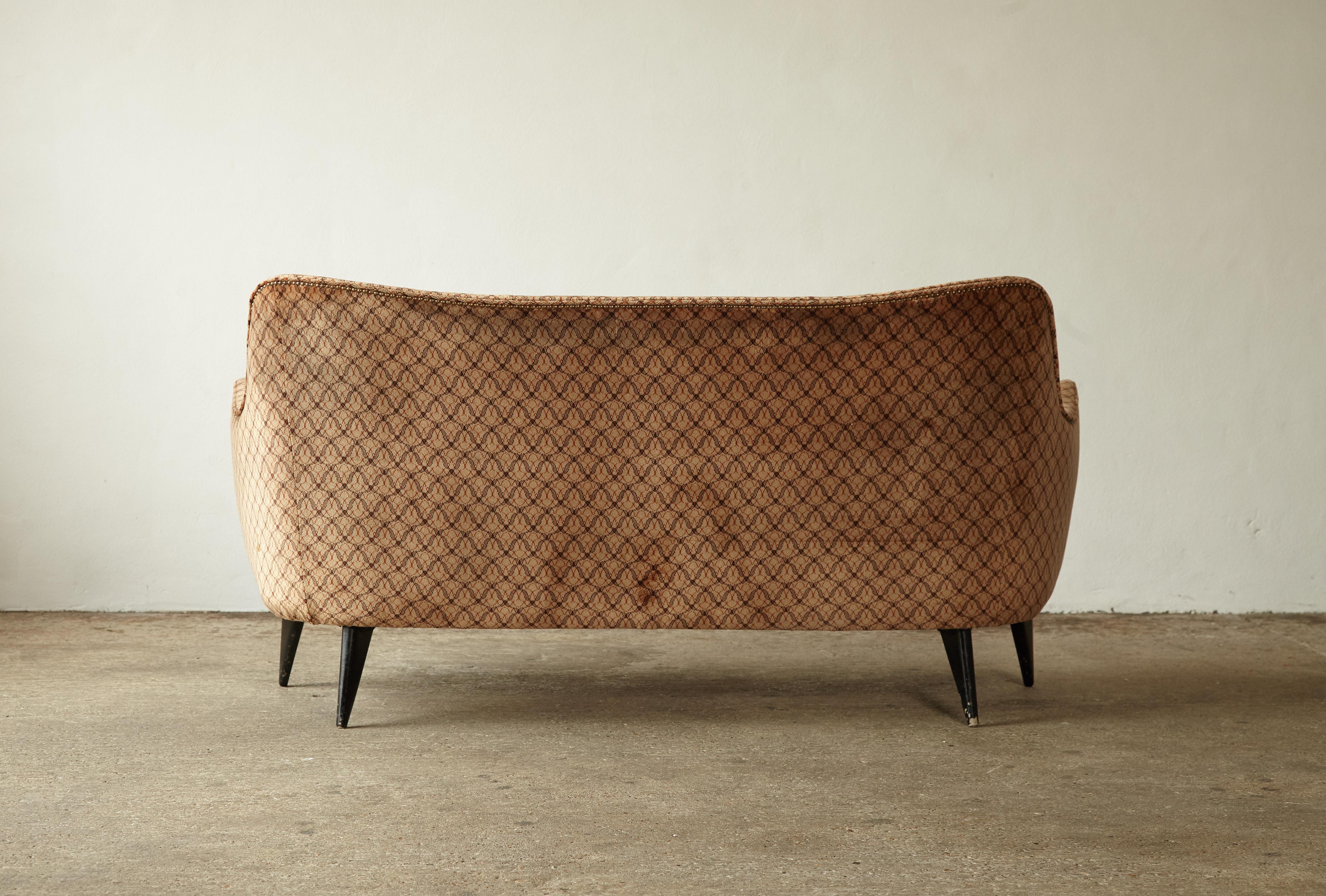 Rare Giulia Veronesi Perla Sofa, ISA Bergamo, Italy, 1950s In Good Condition In London, GB