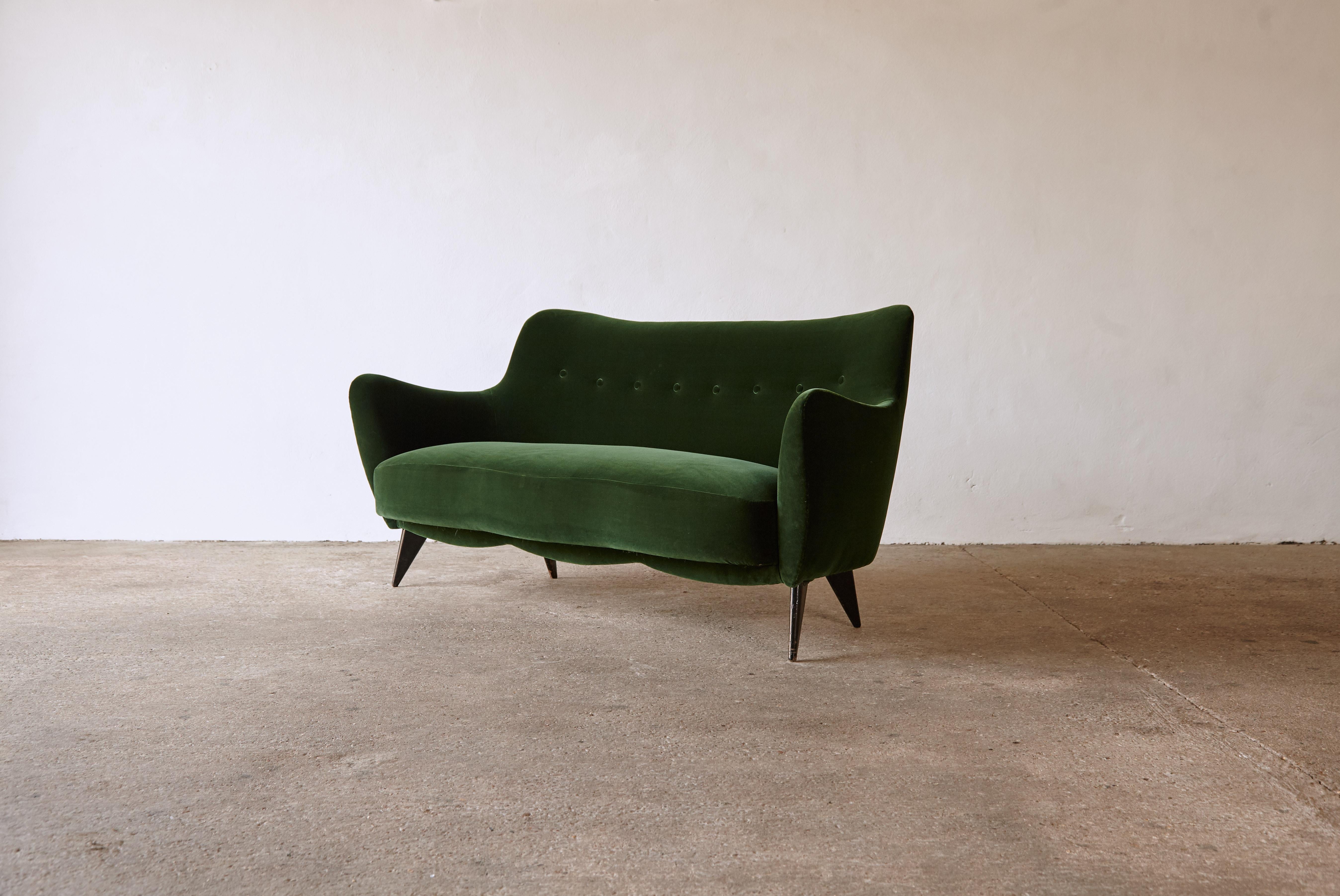 Rare Giulia Veronesi Perla Sofa, ISA Bergamo, Newly Re-Upholstered, Italy, 1950s 4