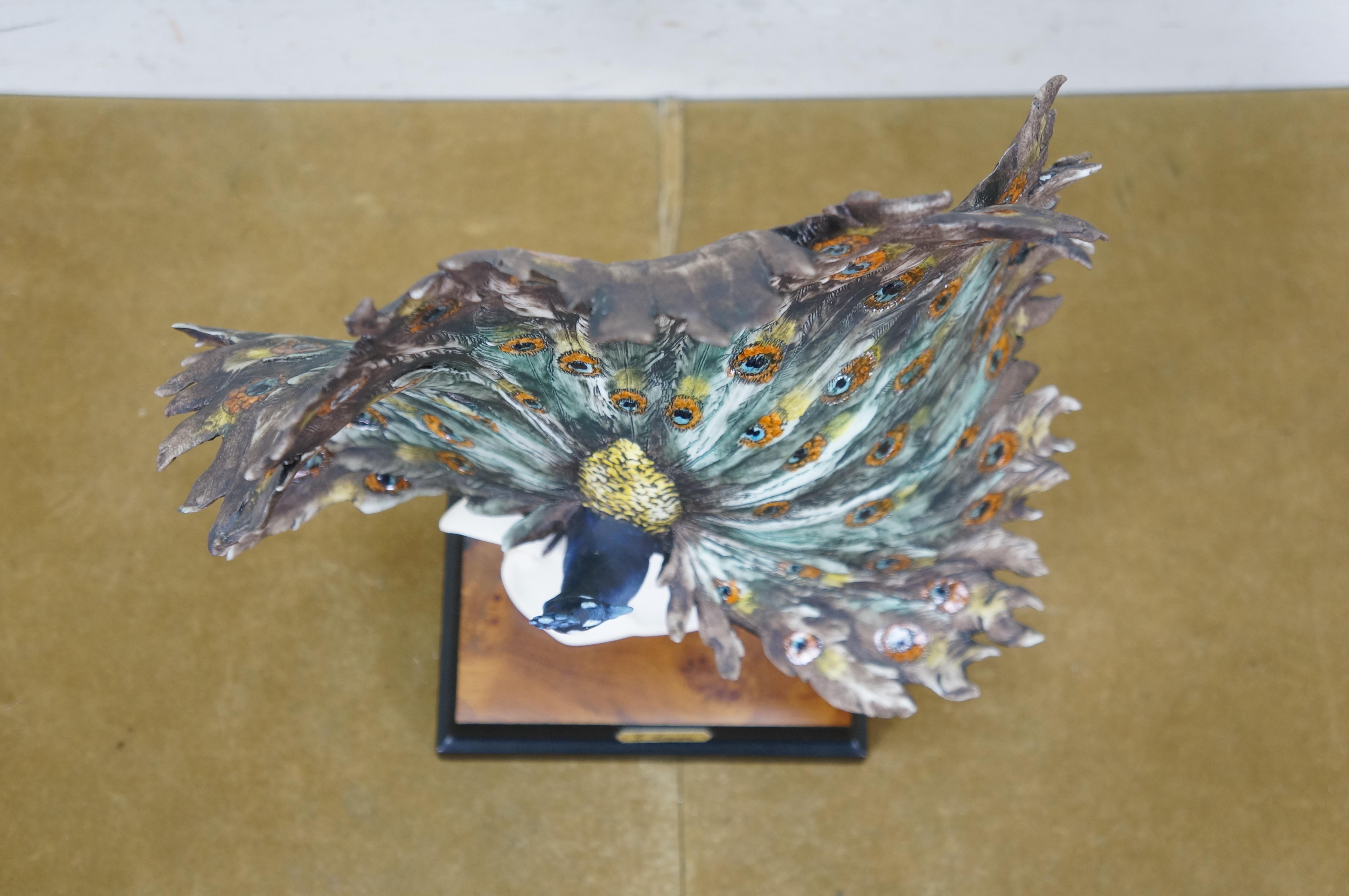 Italian Rare Giuseppe Armani Signed Capodimonte Peacock 0720 Figurine & Shadowbox Case For Sale